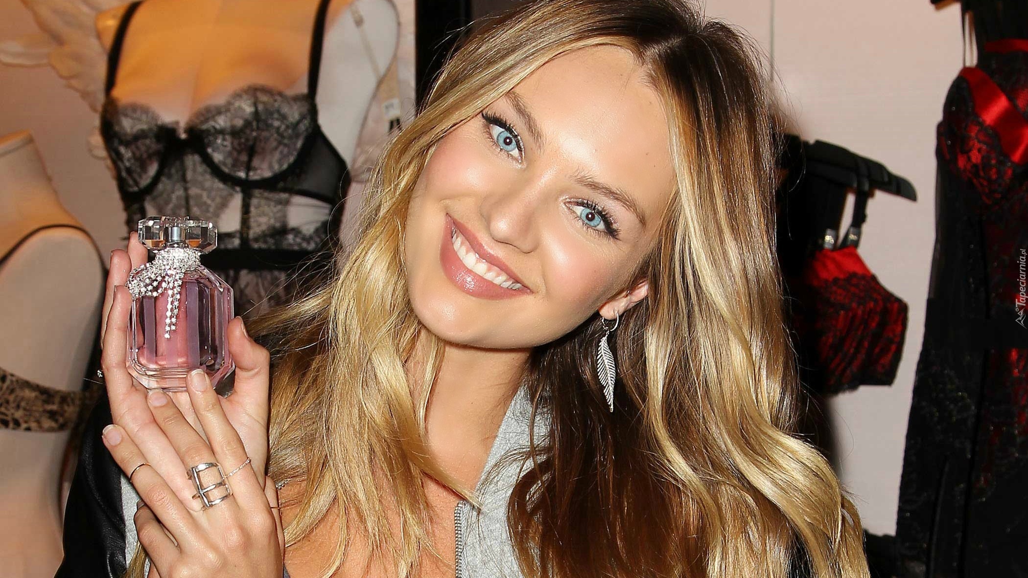 Candice Swanepoel, Modelka, Perfumy