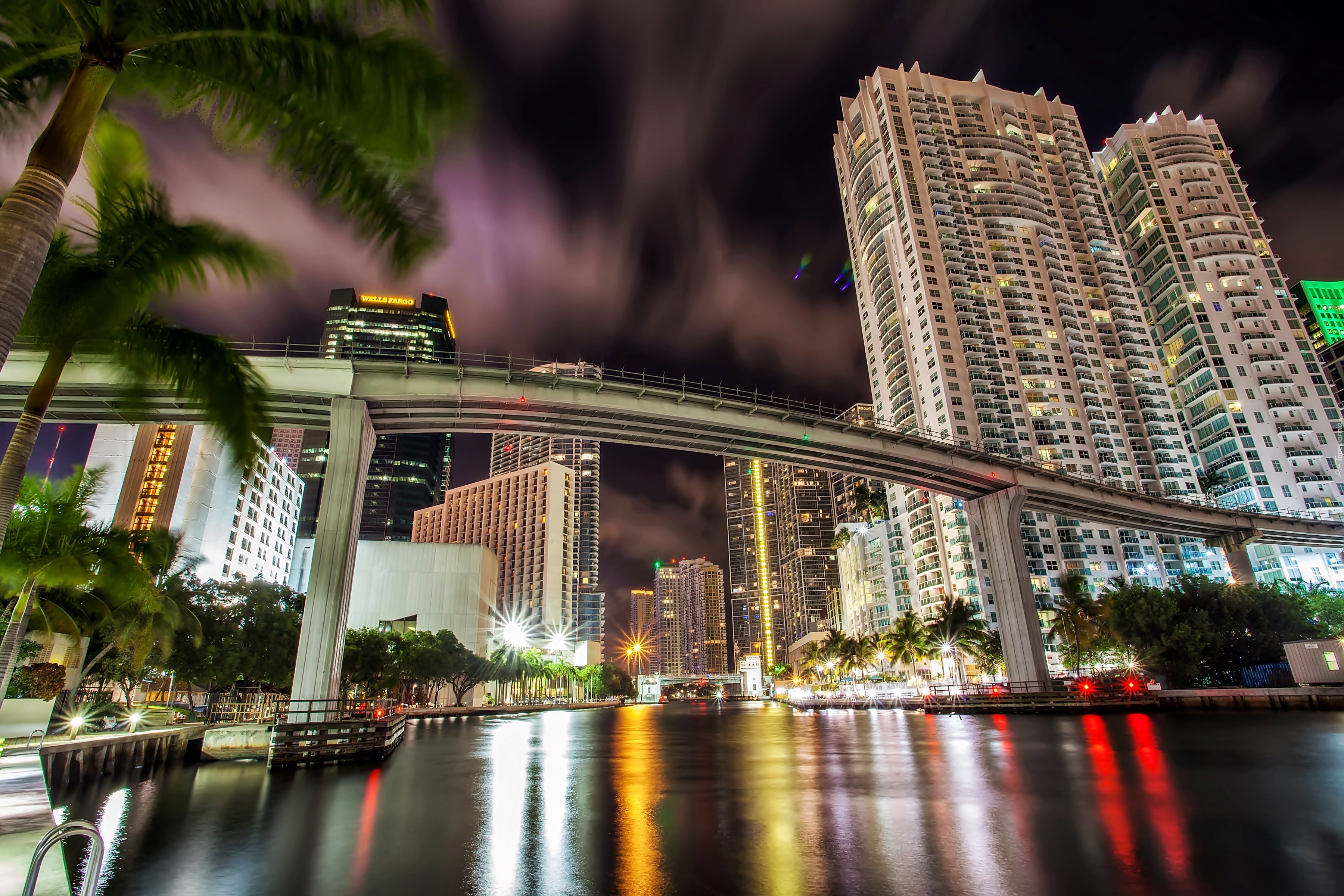 Wieżowce, Most, Rzeka, Miami, USA