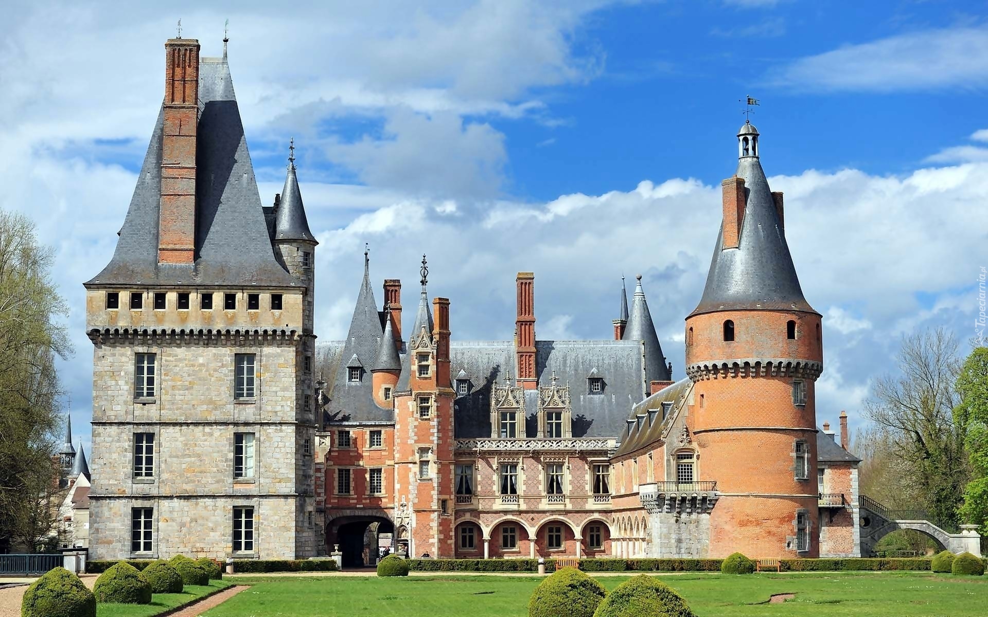 Zamek Château de Maintenon, Miejscowość Maintenon, Francja