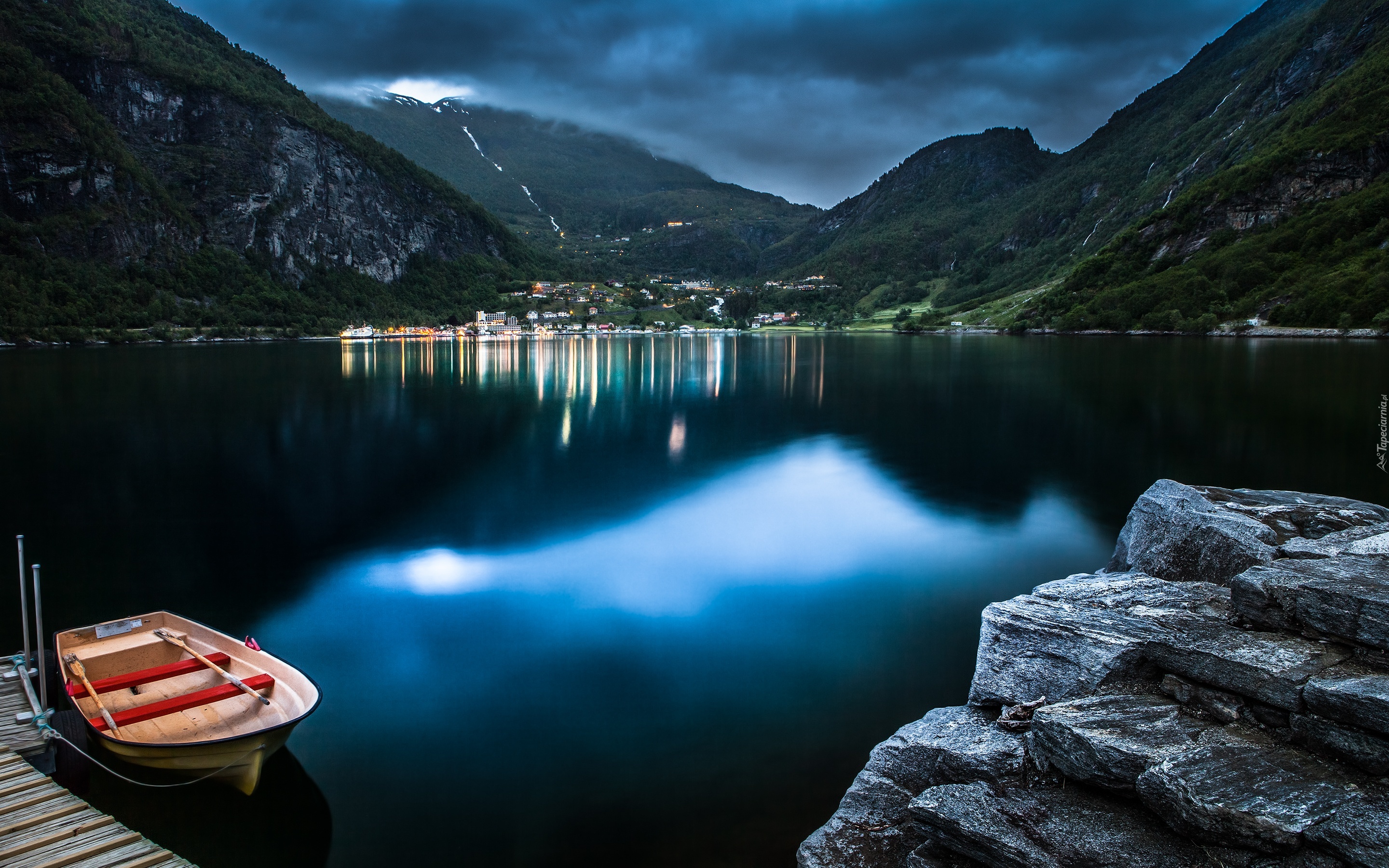 Norwegia, Fiord Geiranger, Góry, Odbite, Światła, Łódka