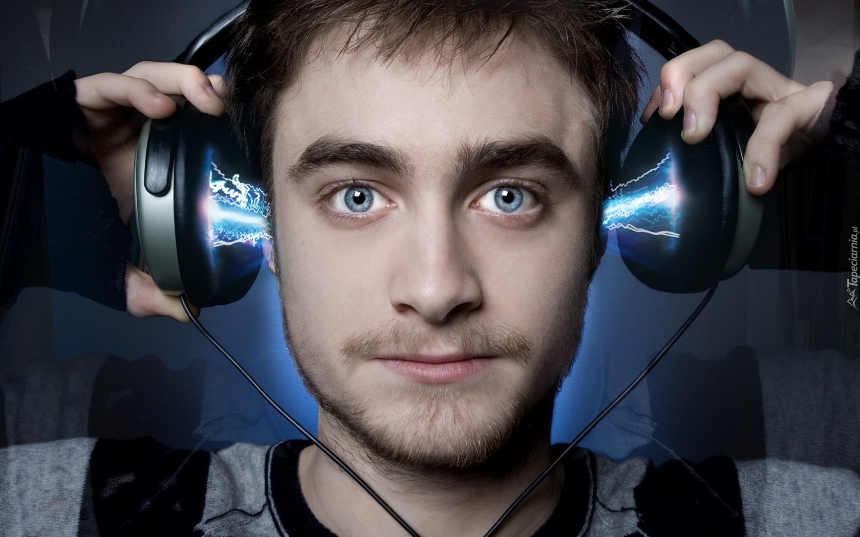 Daniel Radcliffe, Słuchawki, Zarost, Aktor