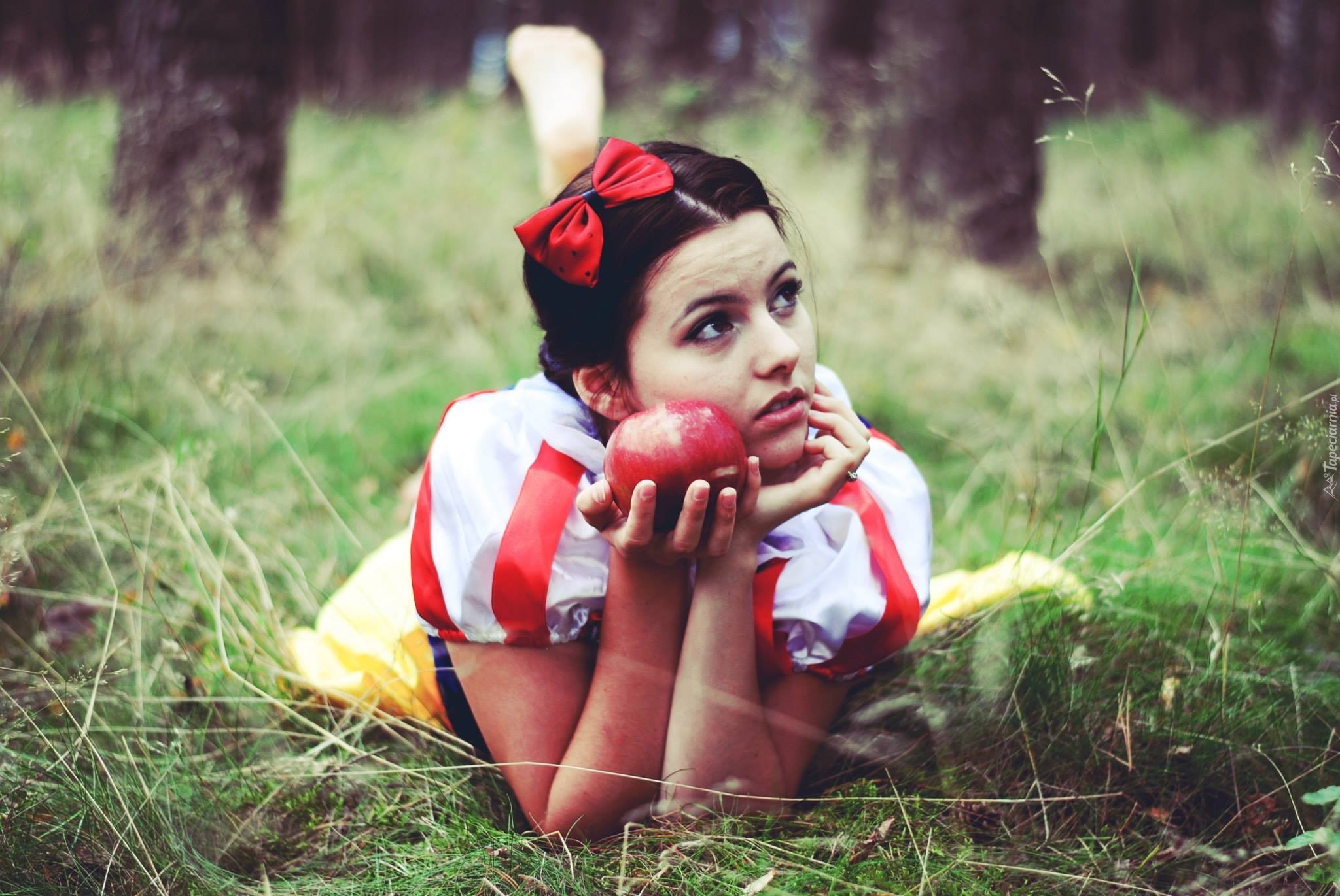 Śnieżka, Jabłko, Królewna Śnieżka i siedmiu krasnoludków, Snow White and the Seven Dwarfs, Dziewczyna, Cosplay