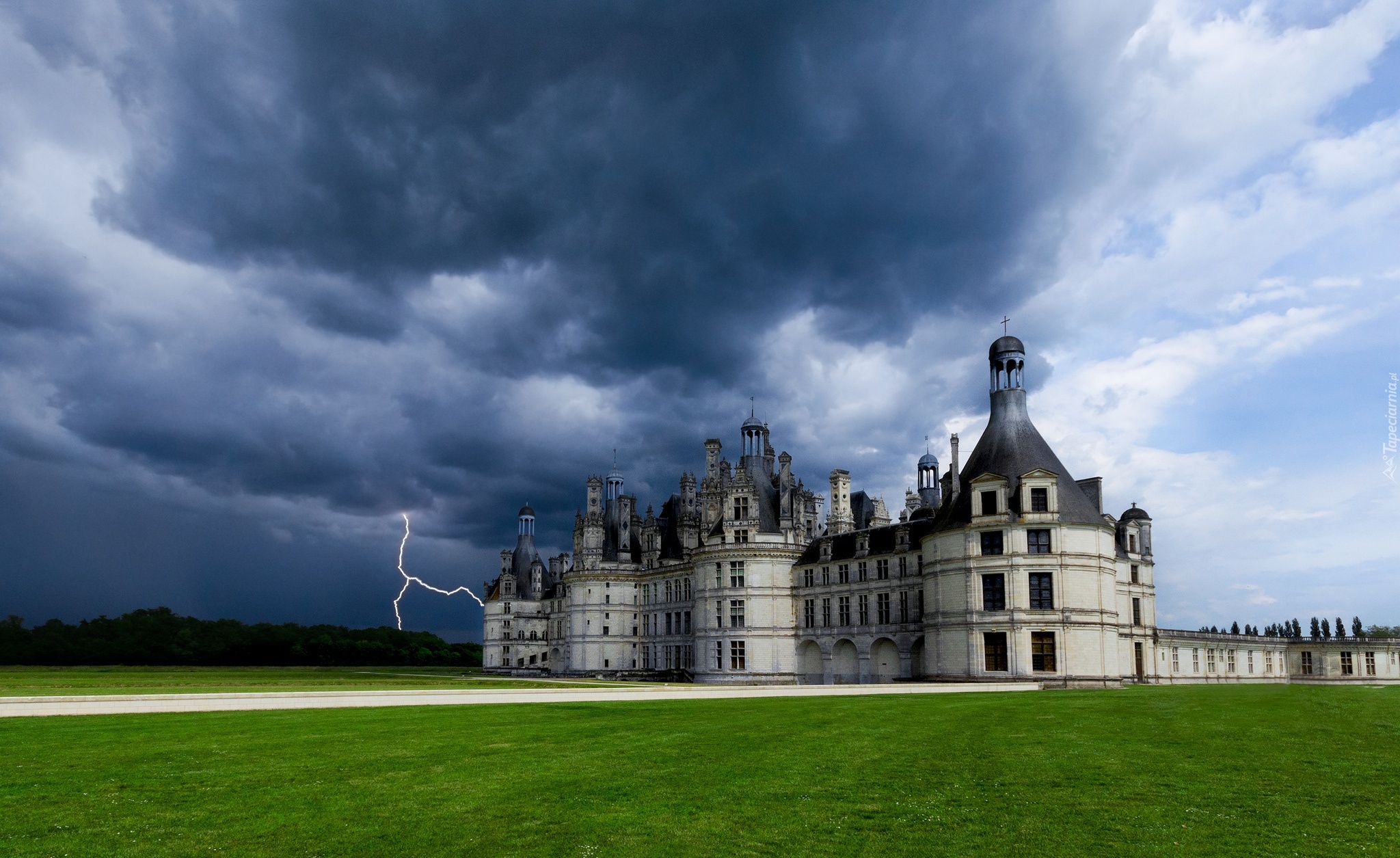 Francja, Zamek, Chateau de Chambord, Chmury, Piorun