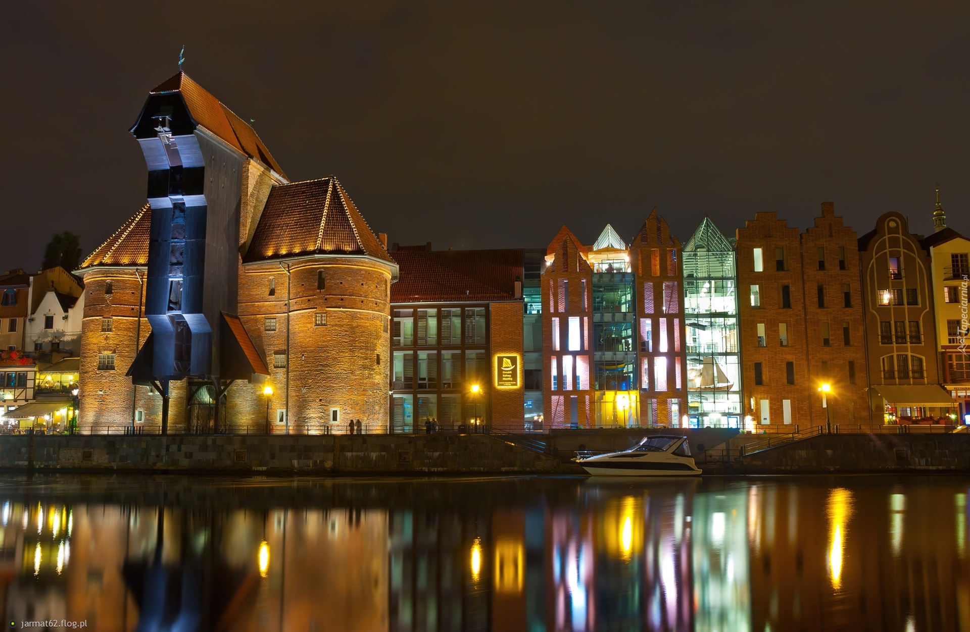 Polska, Gdańsk, Żuraw Gdański, Port, Noc, Zasbytek