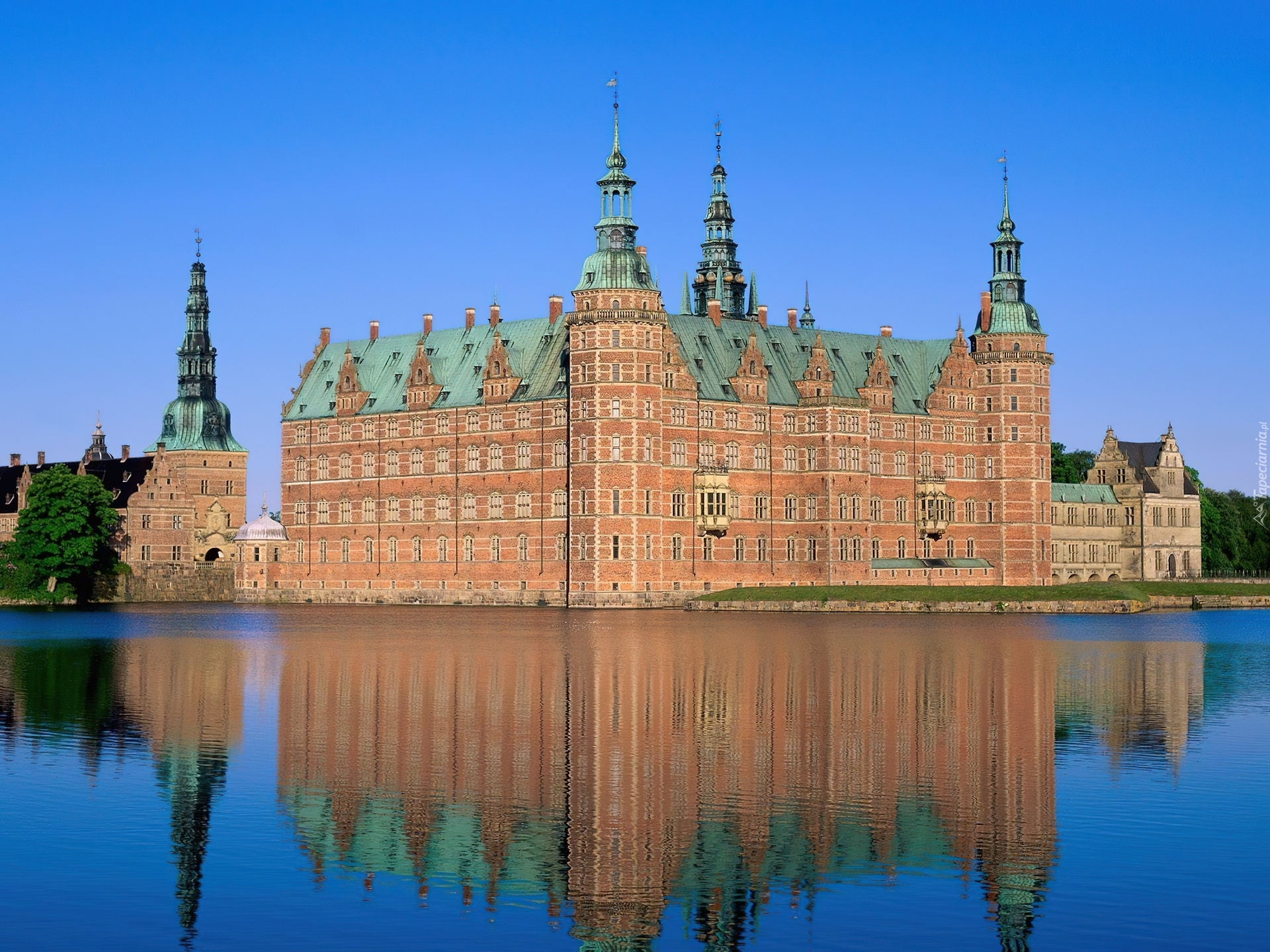 Zamek Frederiksborg, Miasto Hillerød, Dania, Narodowe Muzeum Historyczne, Woda