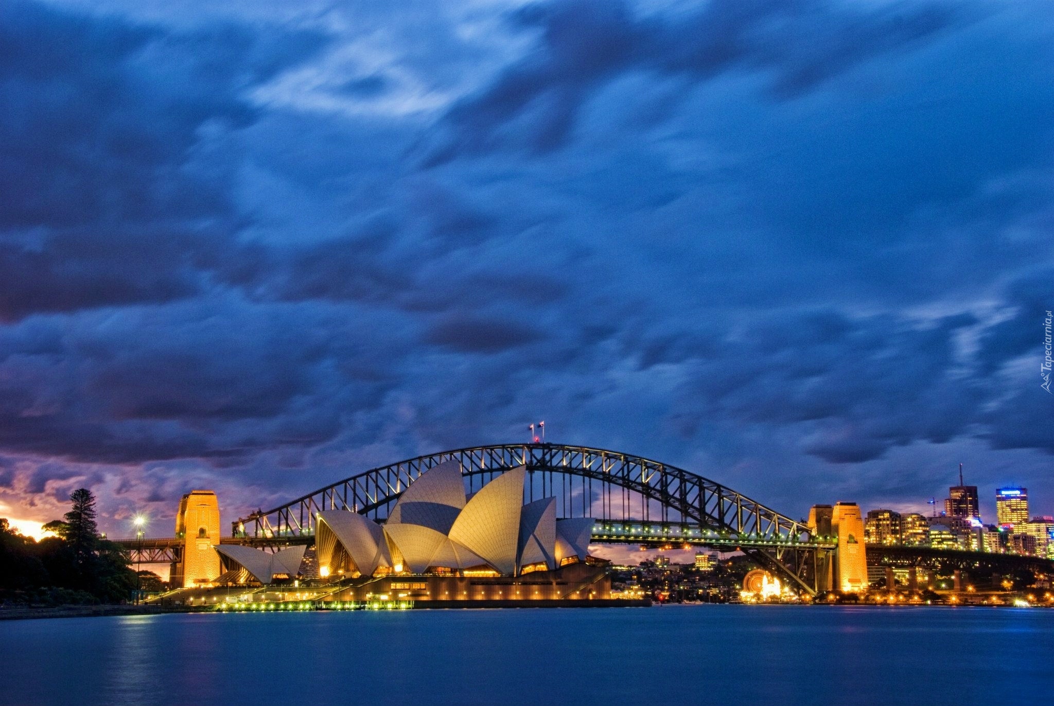 Australia, Sydney, Zatoka Port Jackson, Sydney Opera House, Most Sydney Harbour Bridge,  Miasto nocą