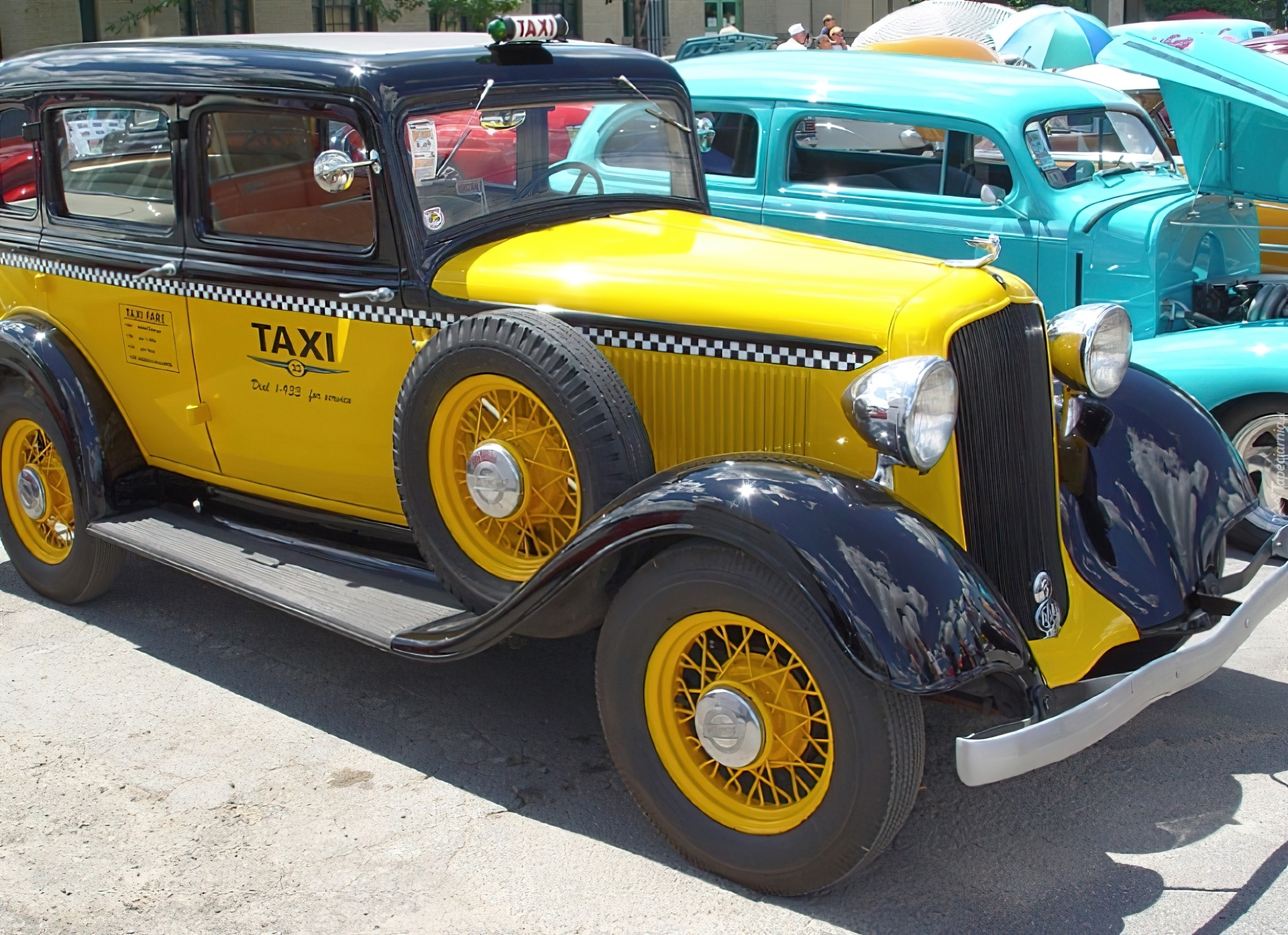 Plymouth, TAXI , koło zapasowe