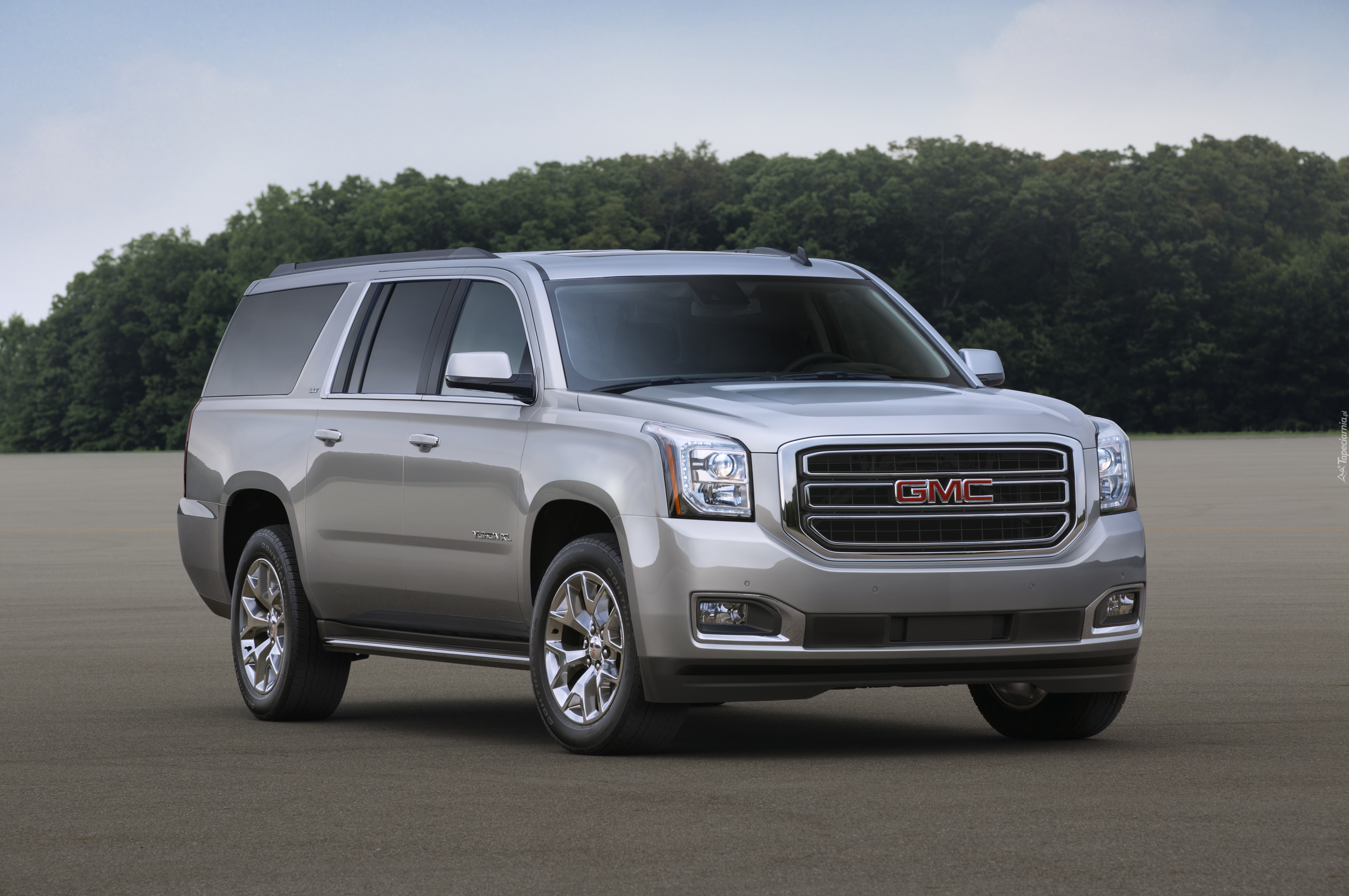 Машина gmc yukon