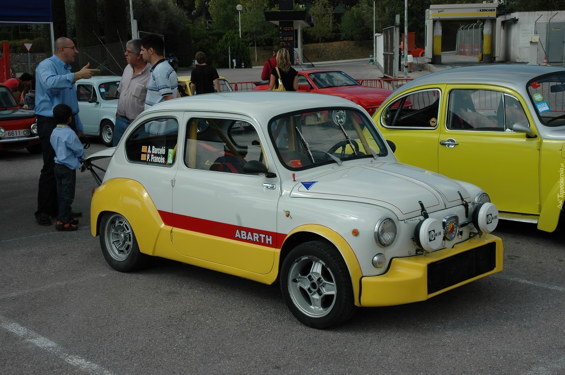Fiat 500, Maska, Halogeny