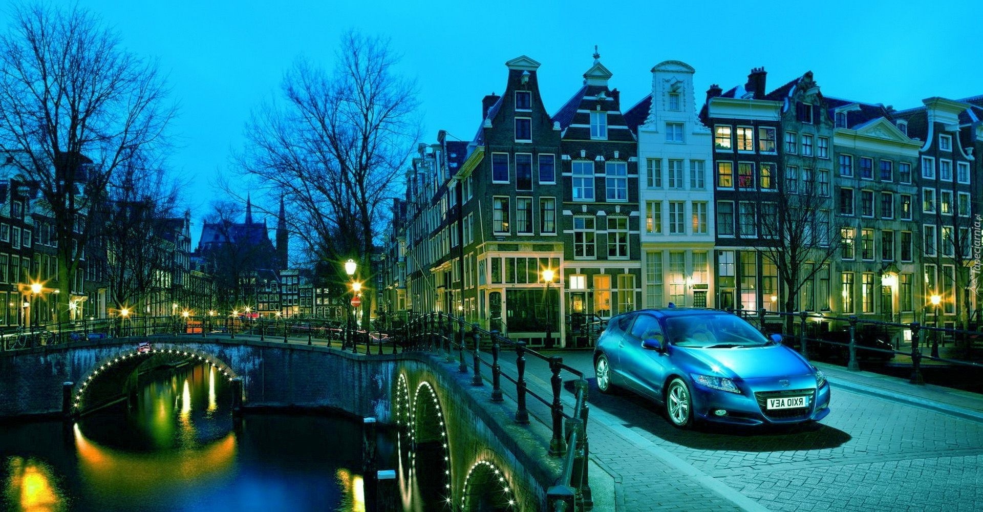 Domy, Most, Amsterdam, Holandia, Samochód