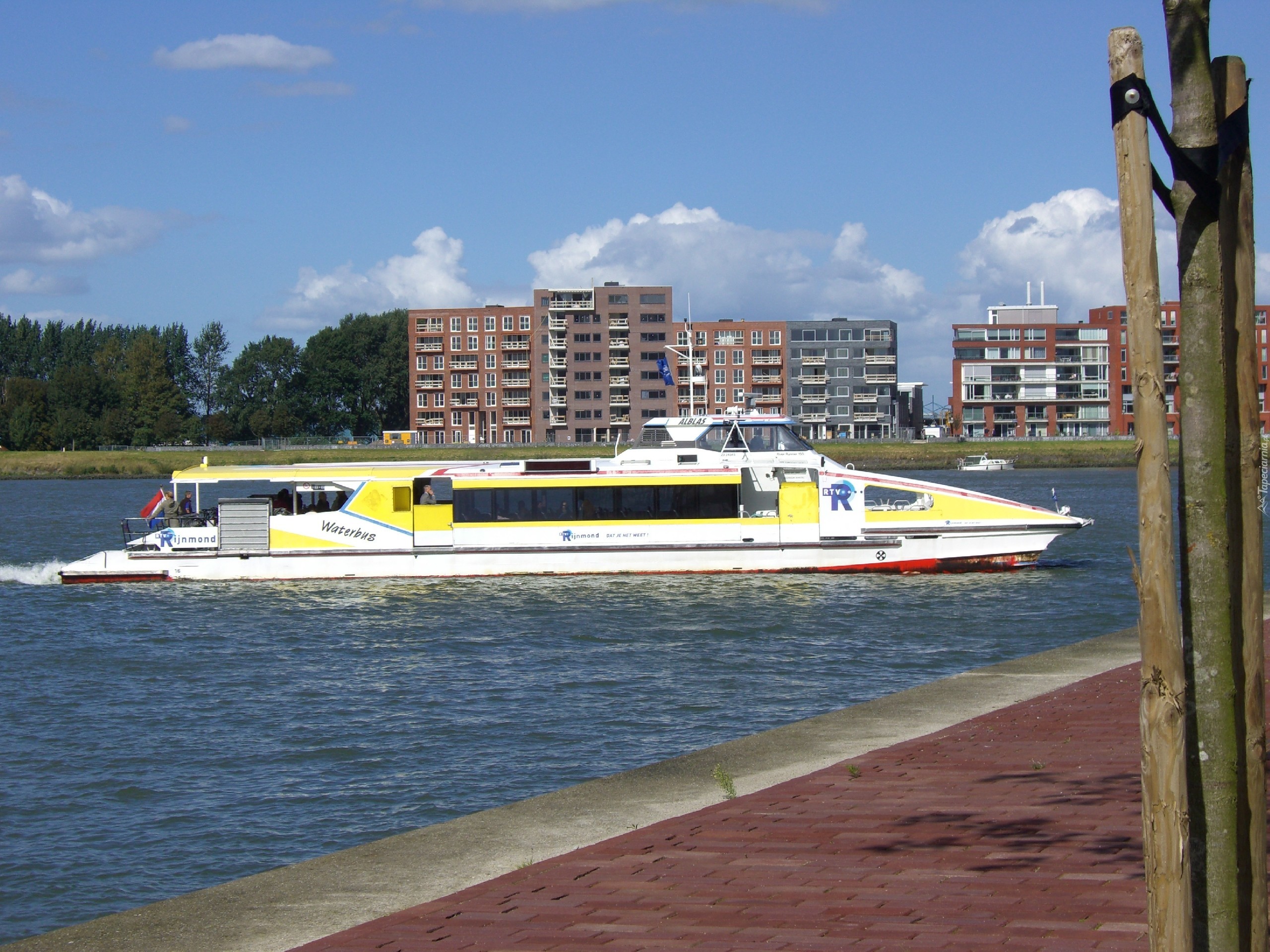 Statek, Waterbus, Pasażerski, Woda, Budynki