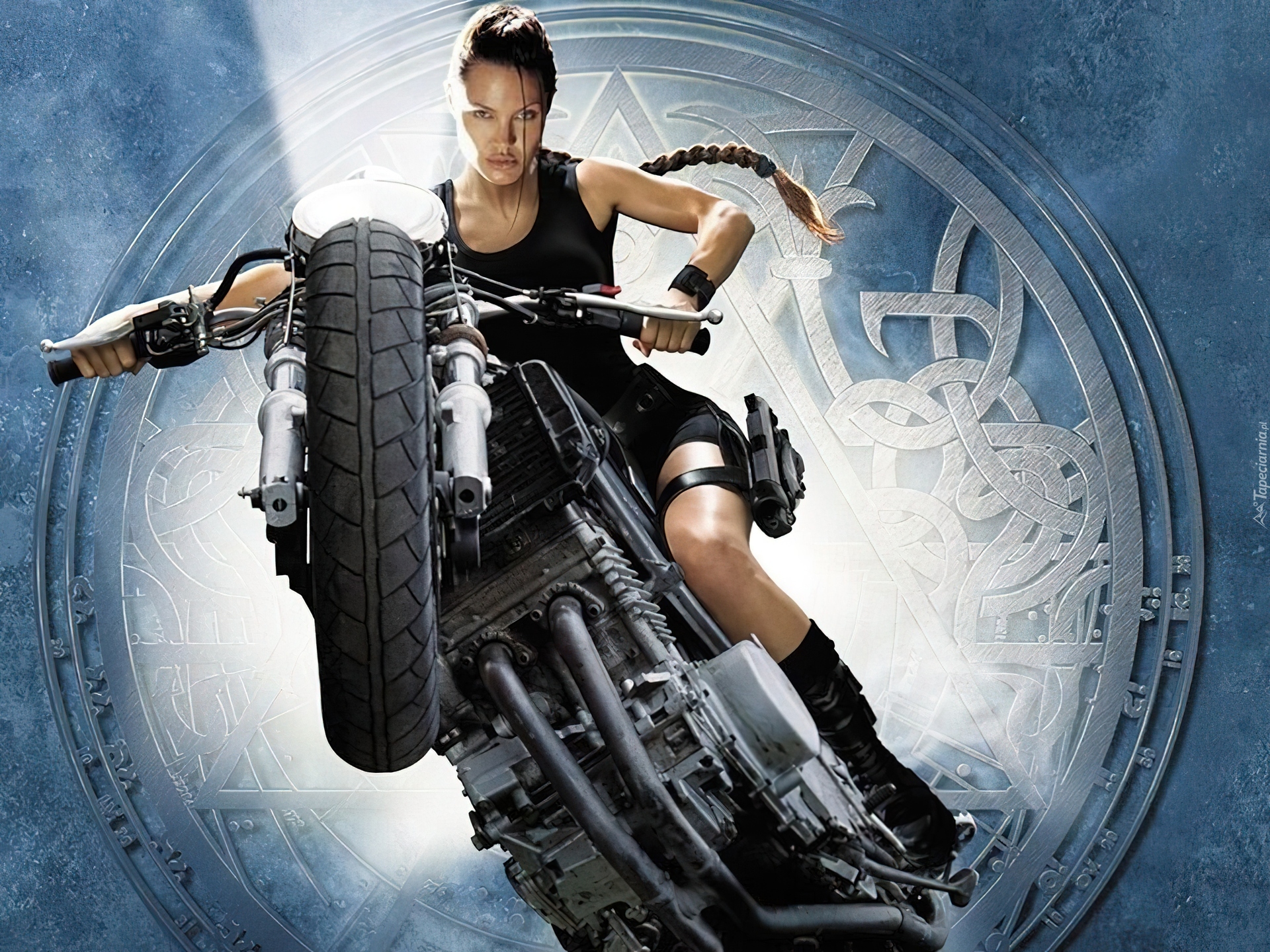 Angelina Jolie, motor