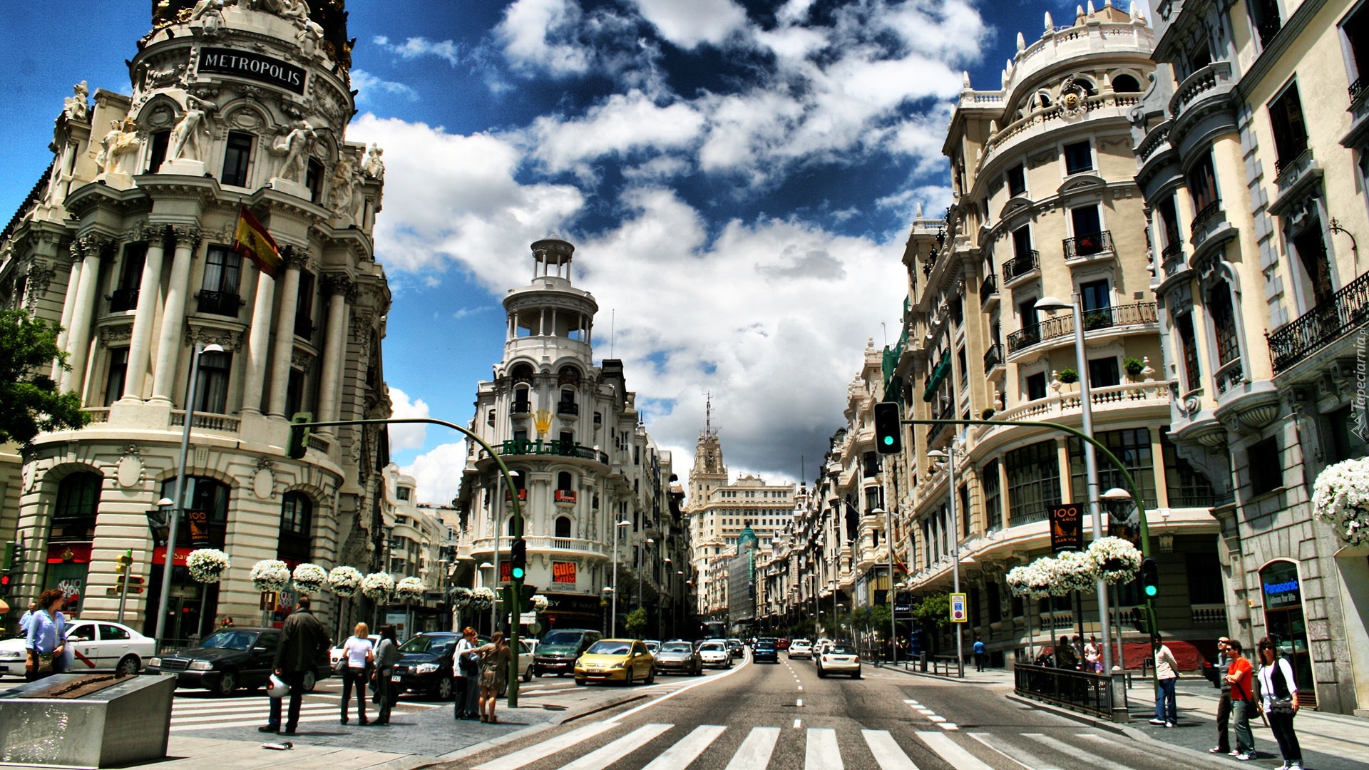 Hiszpania, Madryt, Ulica, Ludzie, Samochody