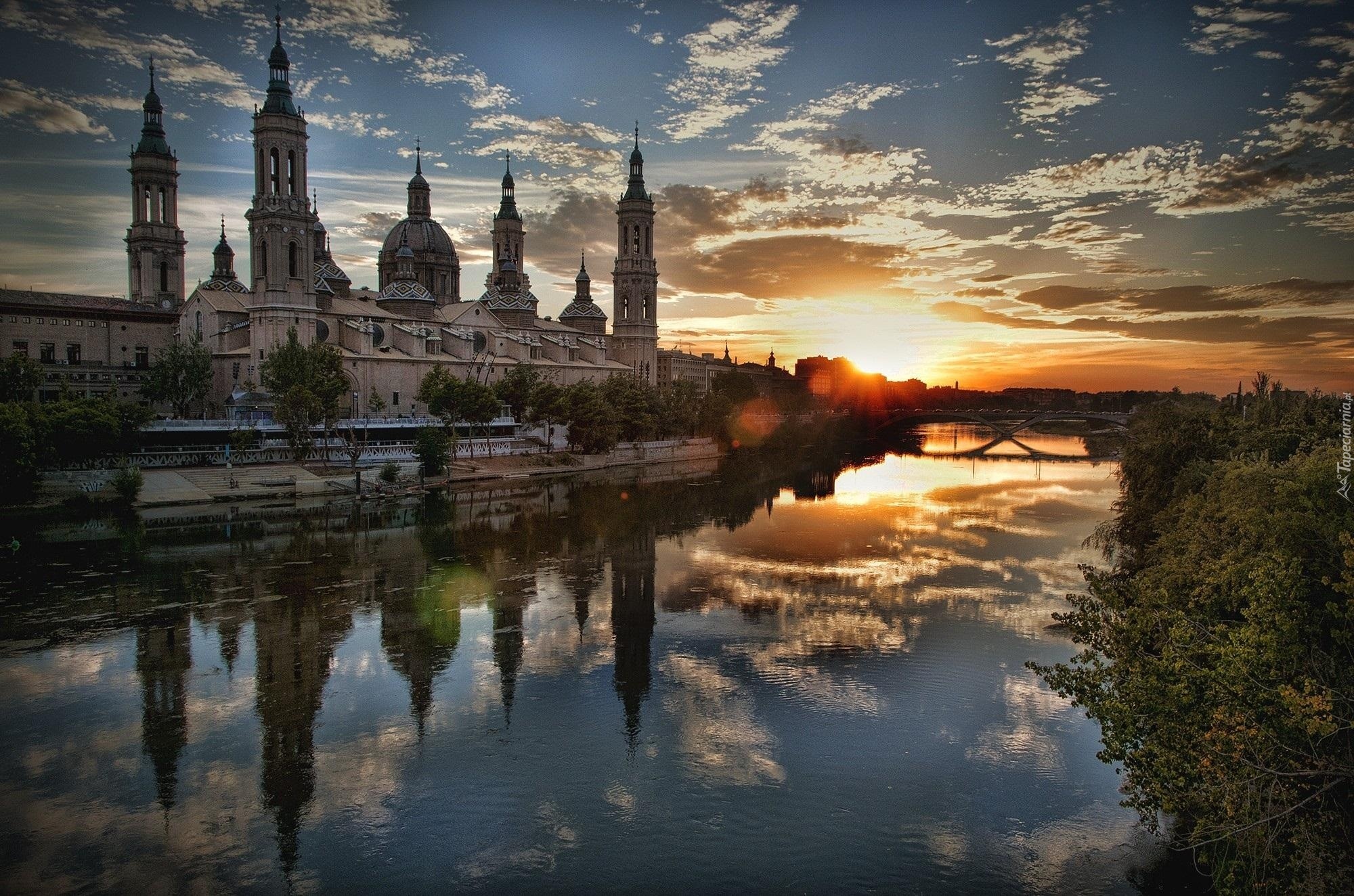 Hiszpania, Saragossa, Kościół, Rzeka, Zachód Słońca
