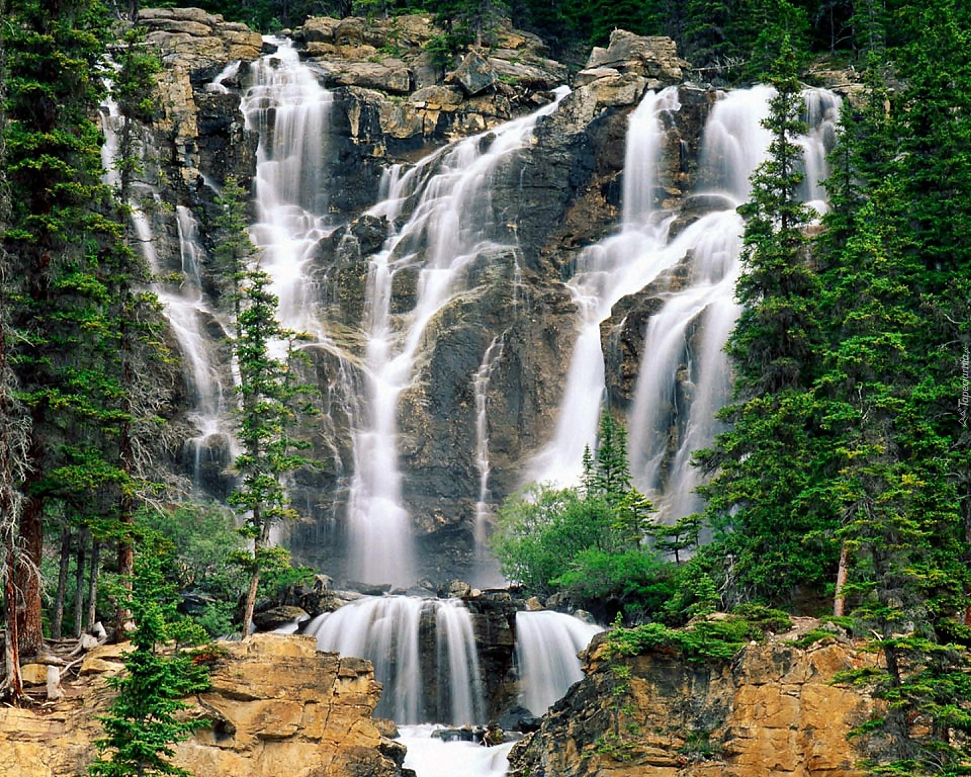 Kanada, Park Narodowy Jasper, Prowincja Alberta, Wodospad Tangle Creek Falls