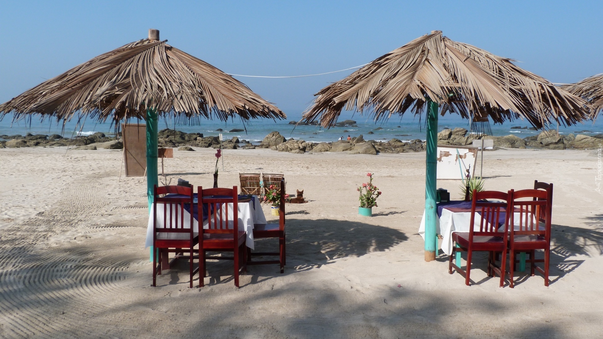 Stoliki, Parasole, Plaża, Morze, Kamienie, Wakacje