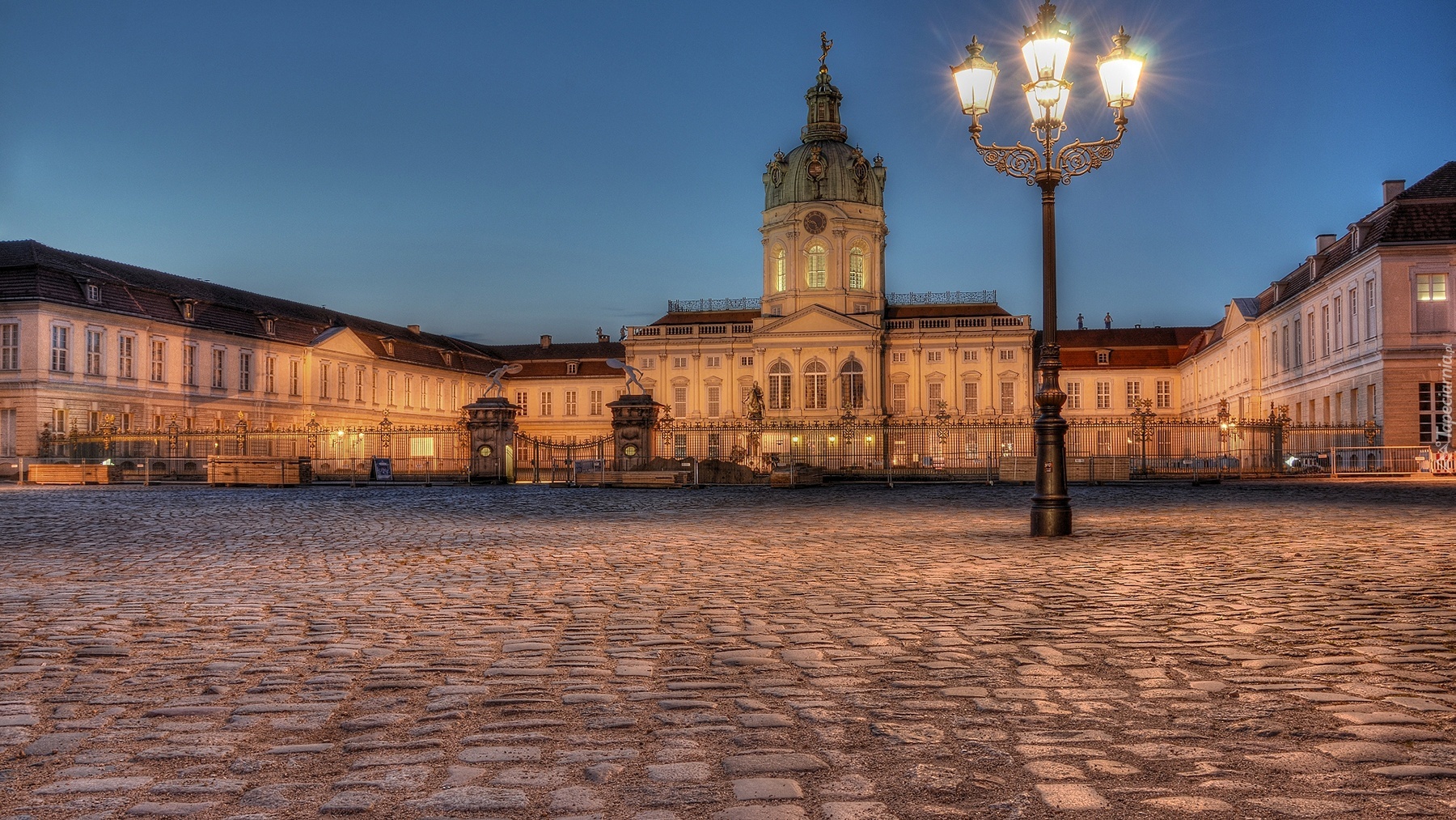 Pałac Charlottenburg, Berlin-Charlottenburg, Niemcy, Latarnia