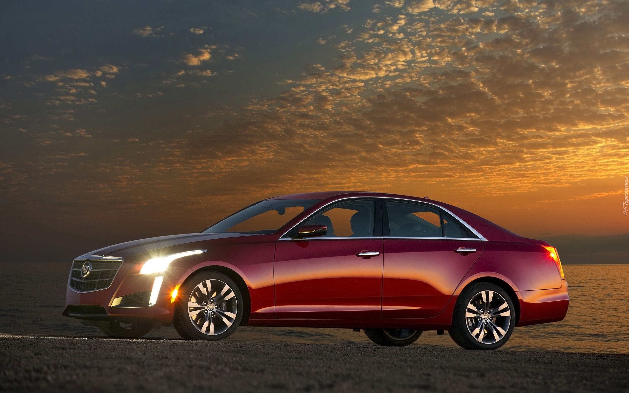 Cadillac cts универсал