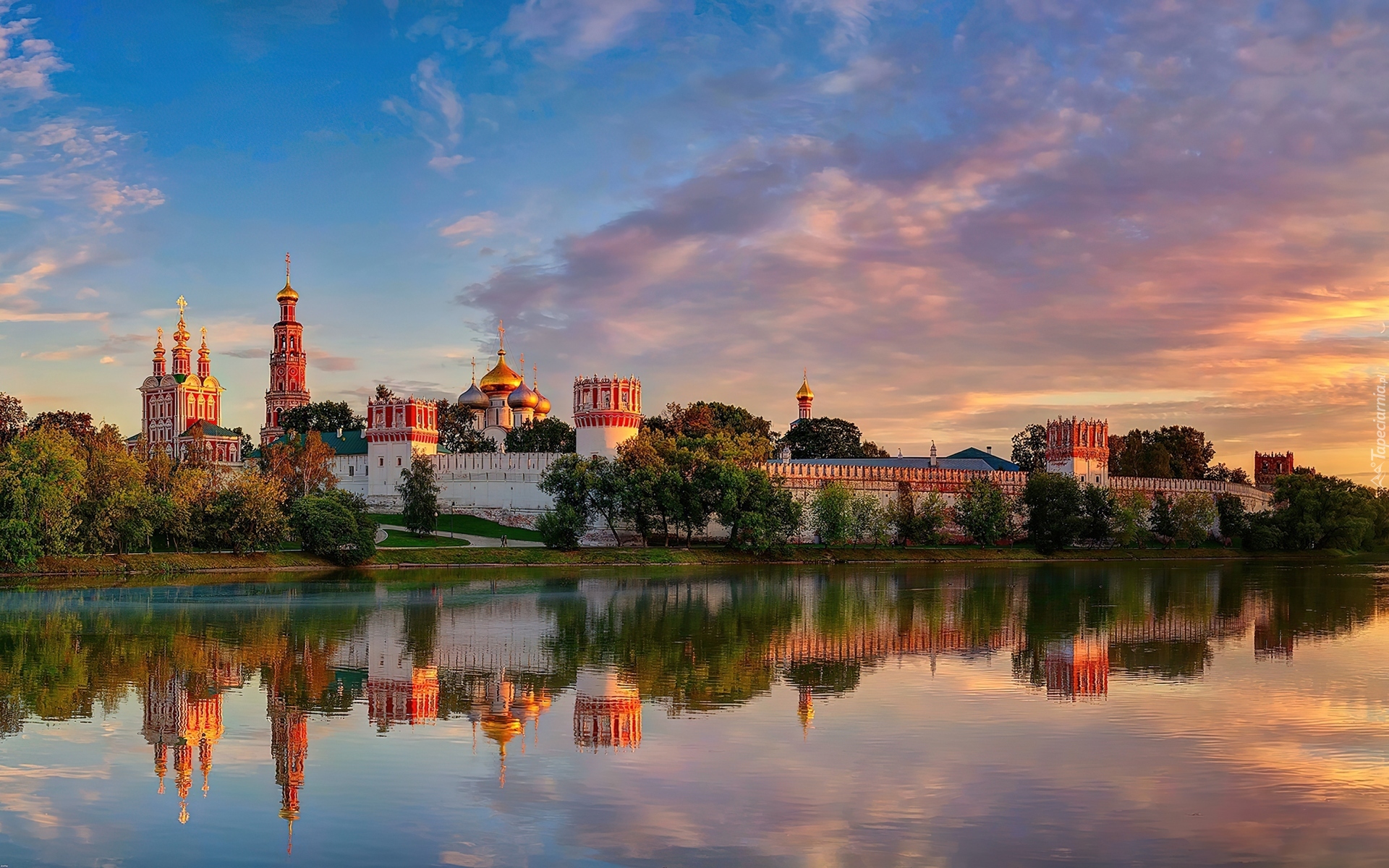 Smoleńsk, Cerkiew, Rzeka