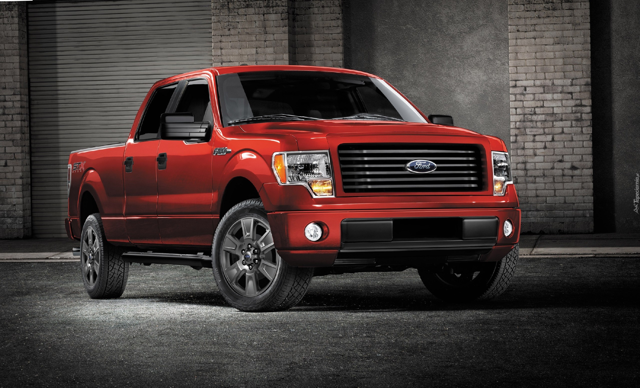 Ford F-150, STX SuperCrew