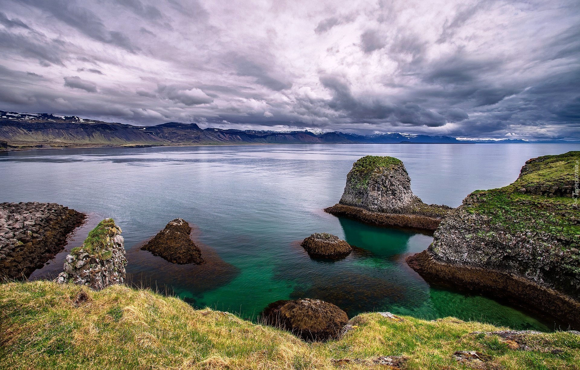 Islandia, Półwysep Snæfellsnes, Góry, Morze, Skały
