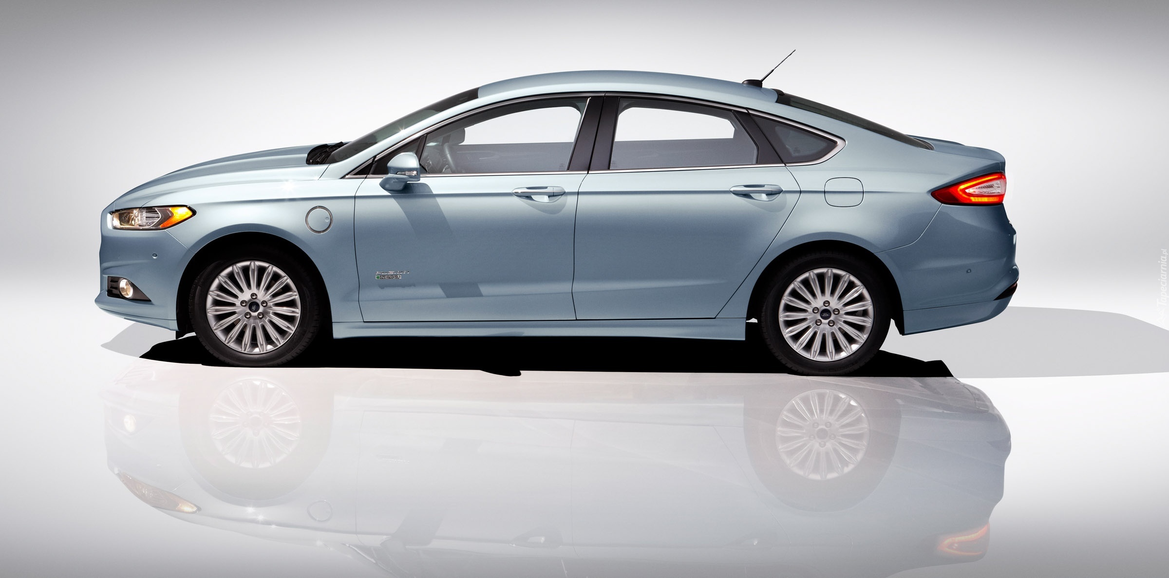 Ford fusion робот