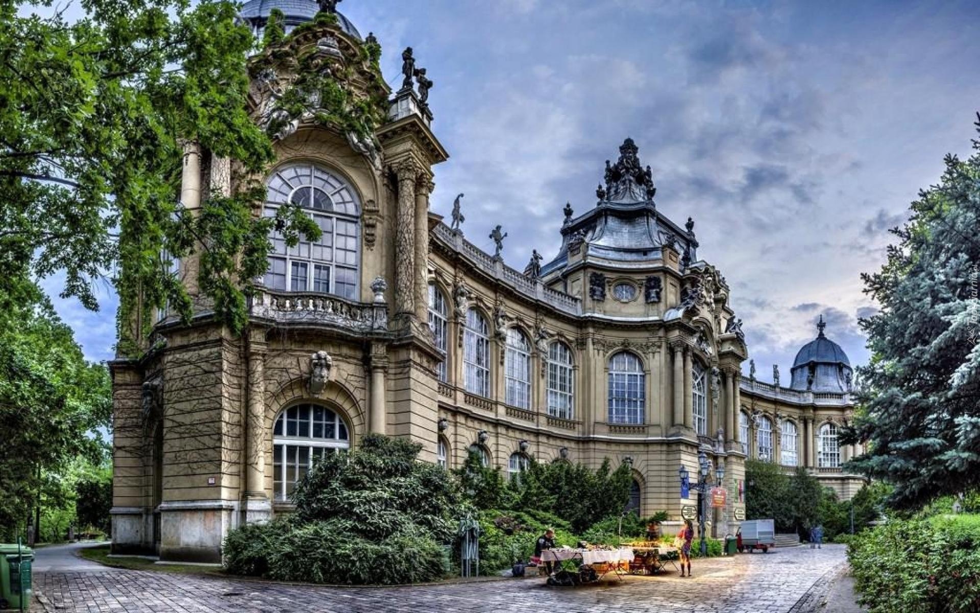 Pałac, Węgry