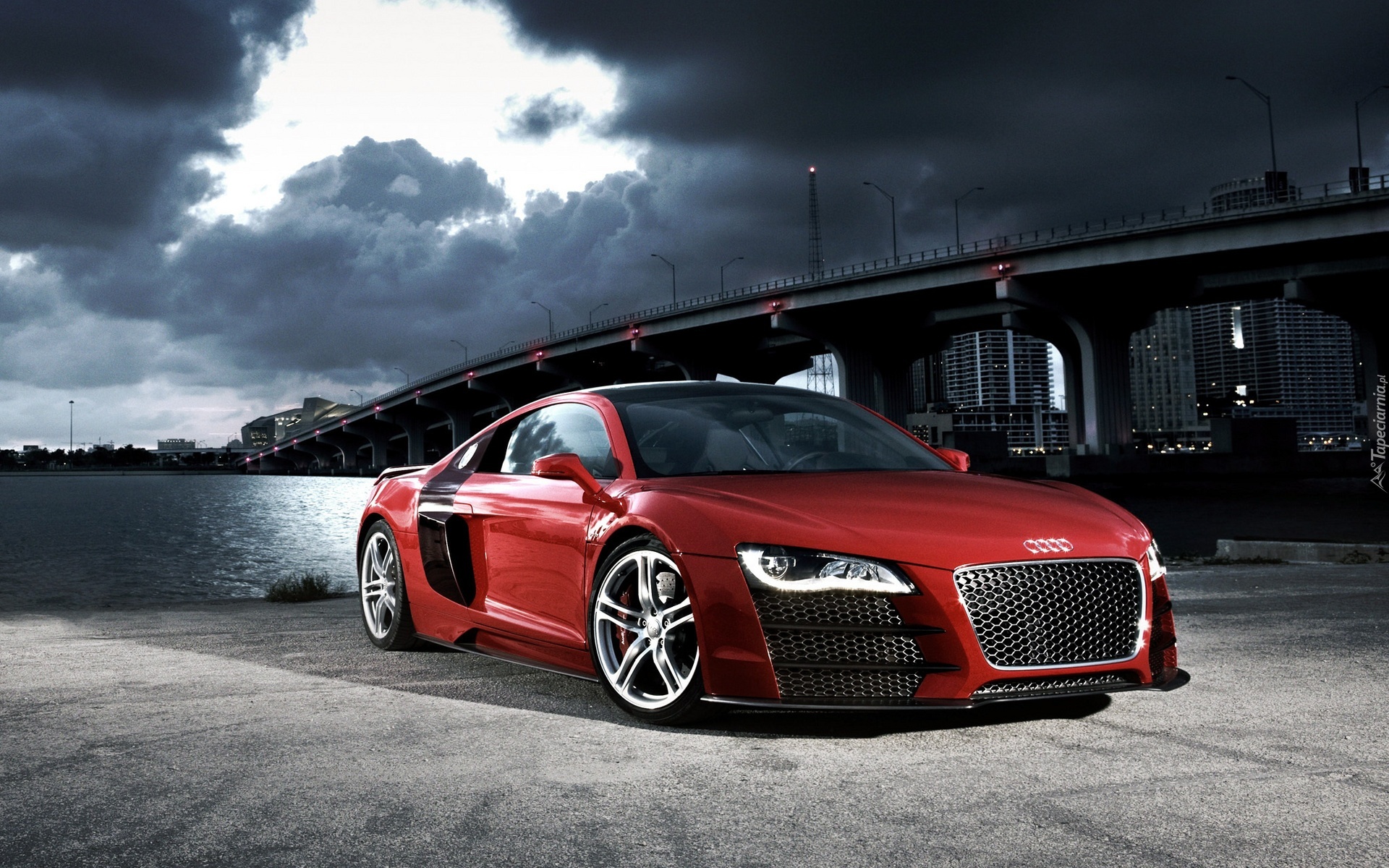 Audi R8, Chmury, Most