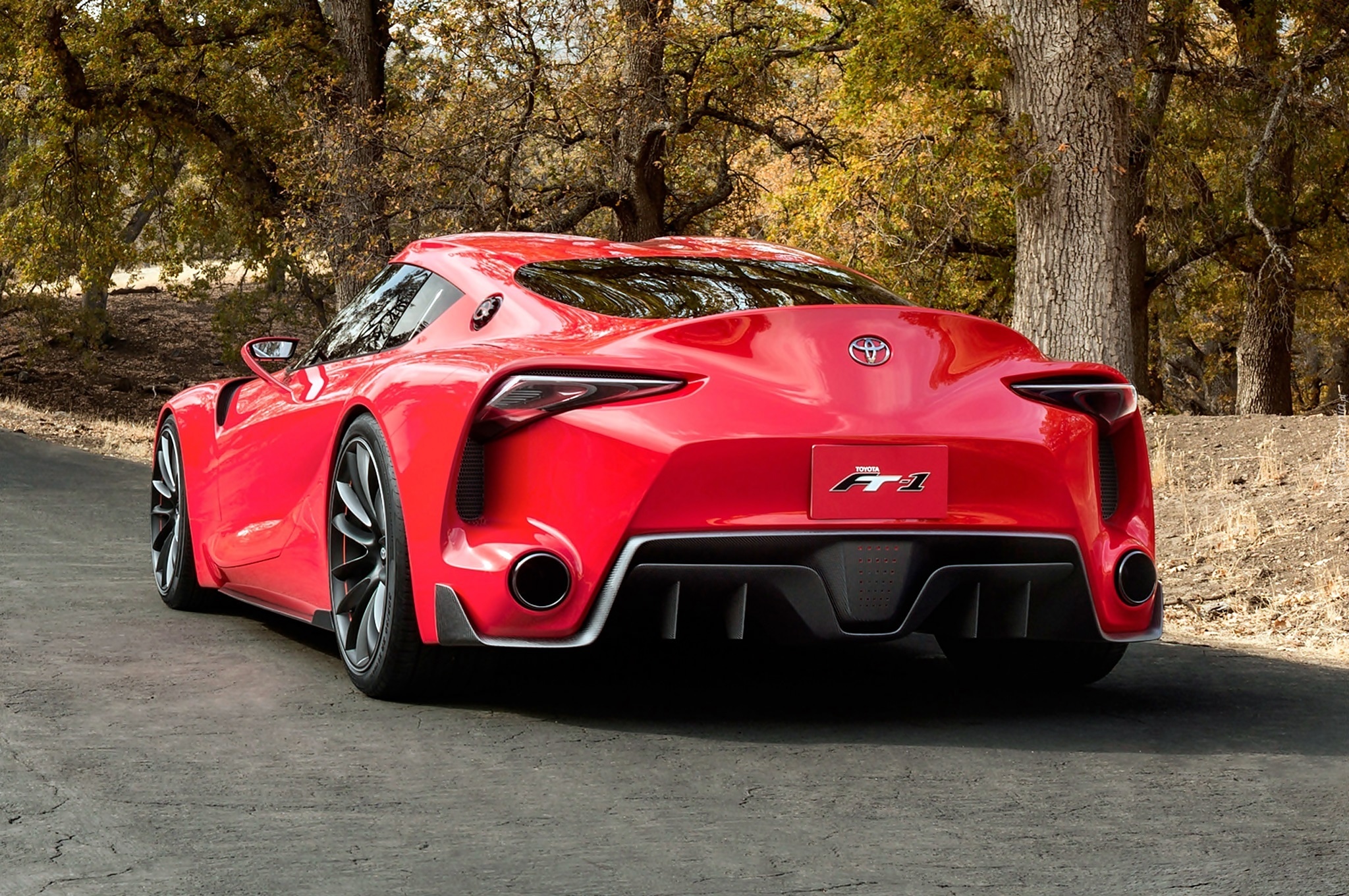 czerwona, Toyota FT-1