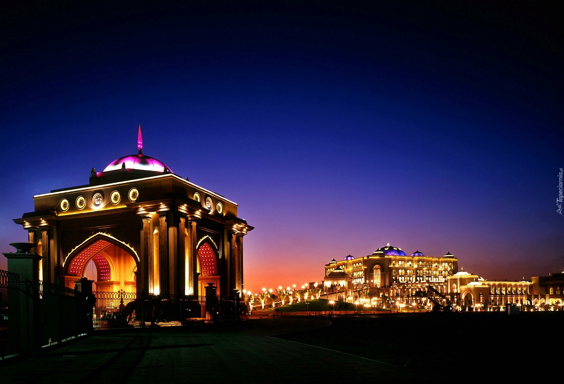 Hotel, Emirates Palace, Miasto, Abu Dhabi, Miasto nocą