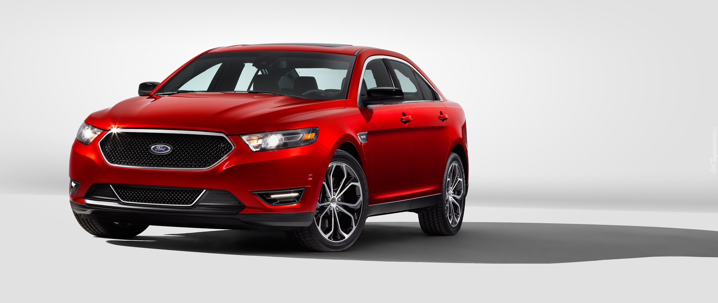 Ford Taurus SHO, czerwony