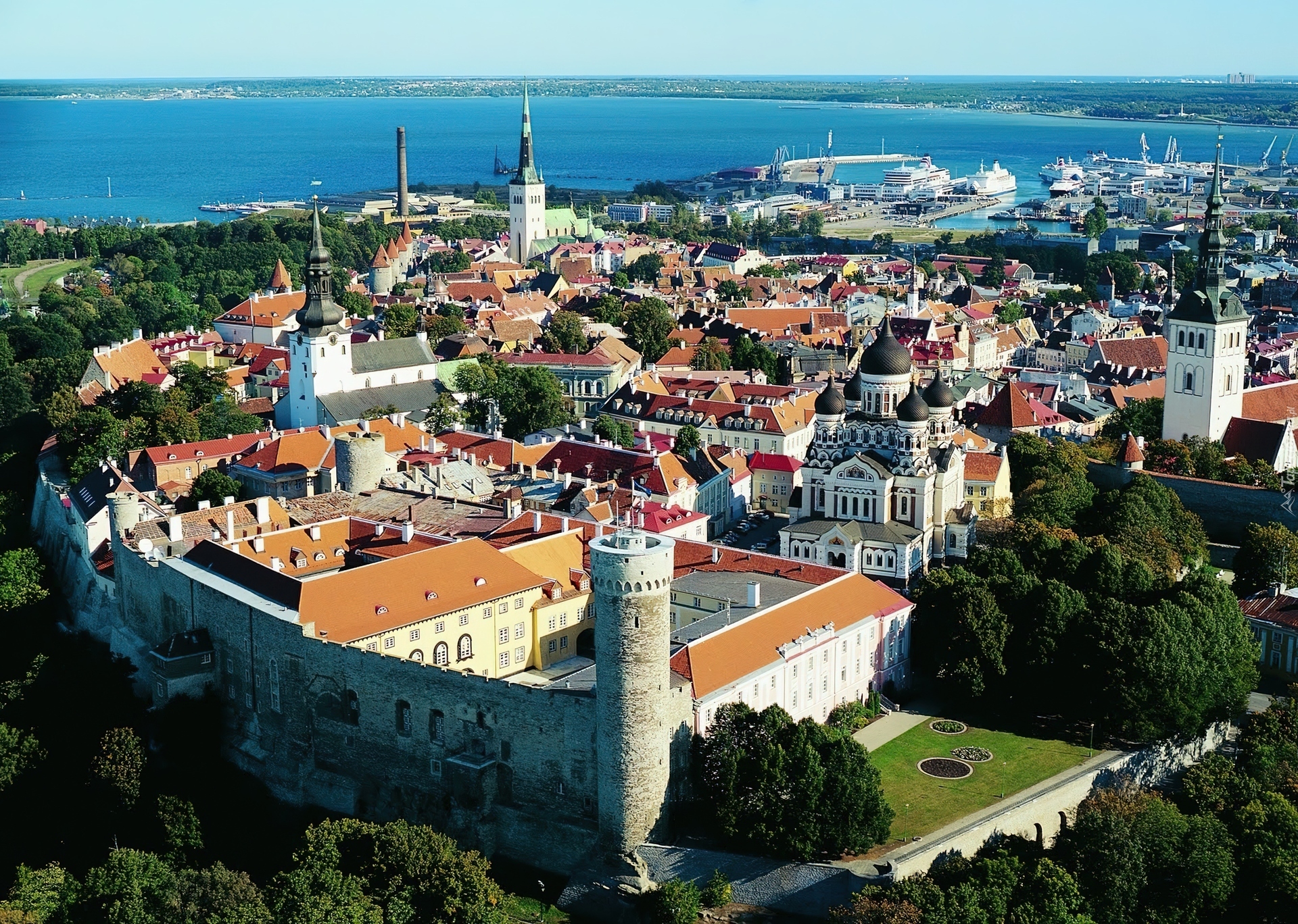 Estonia, Tallin, Miasto