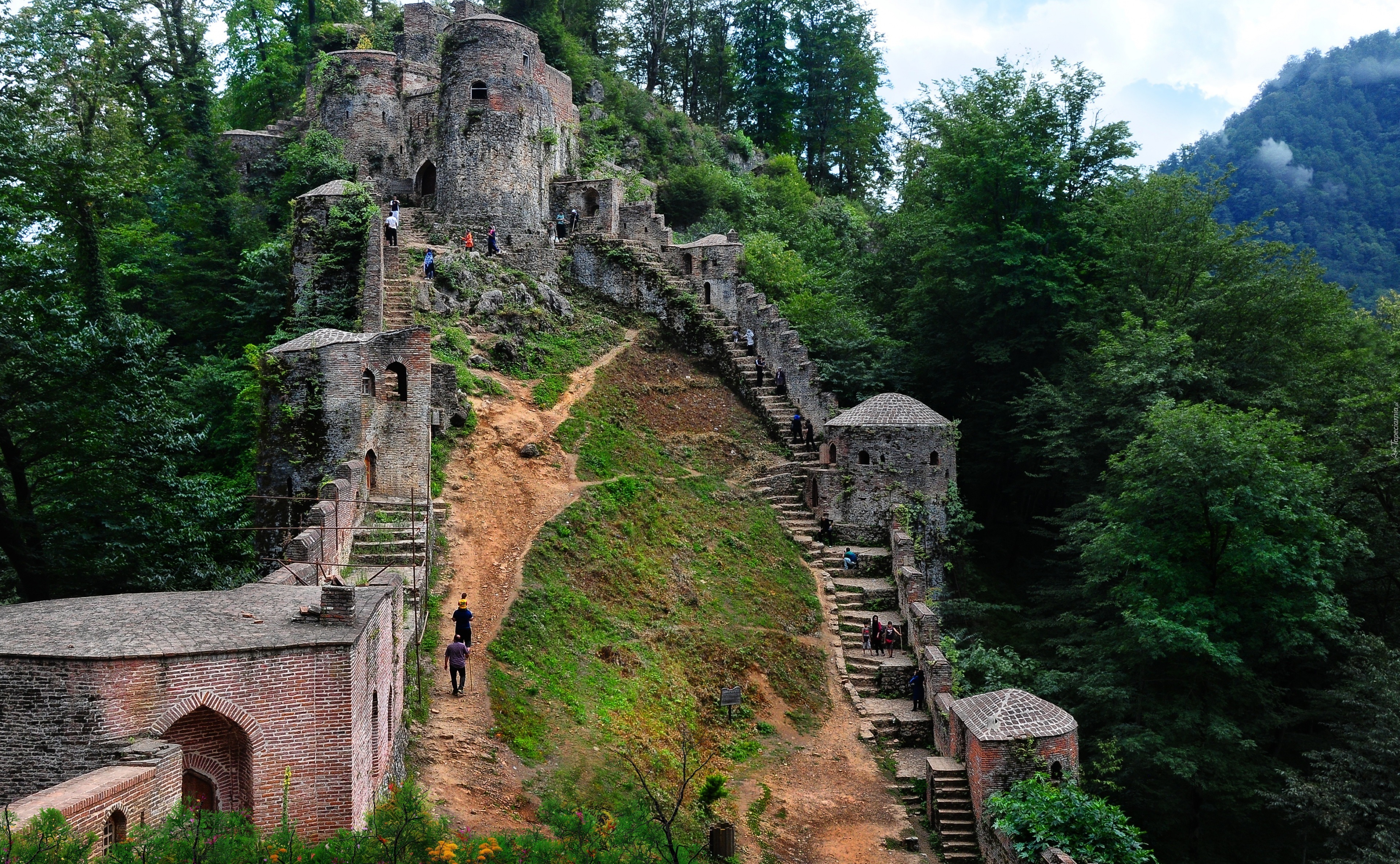 Zamek Rudkhan, Rood-khan Castle, Prowincja Gilan, Iran, Ruiny, Schody