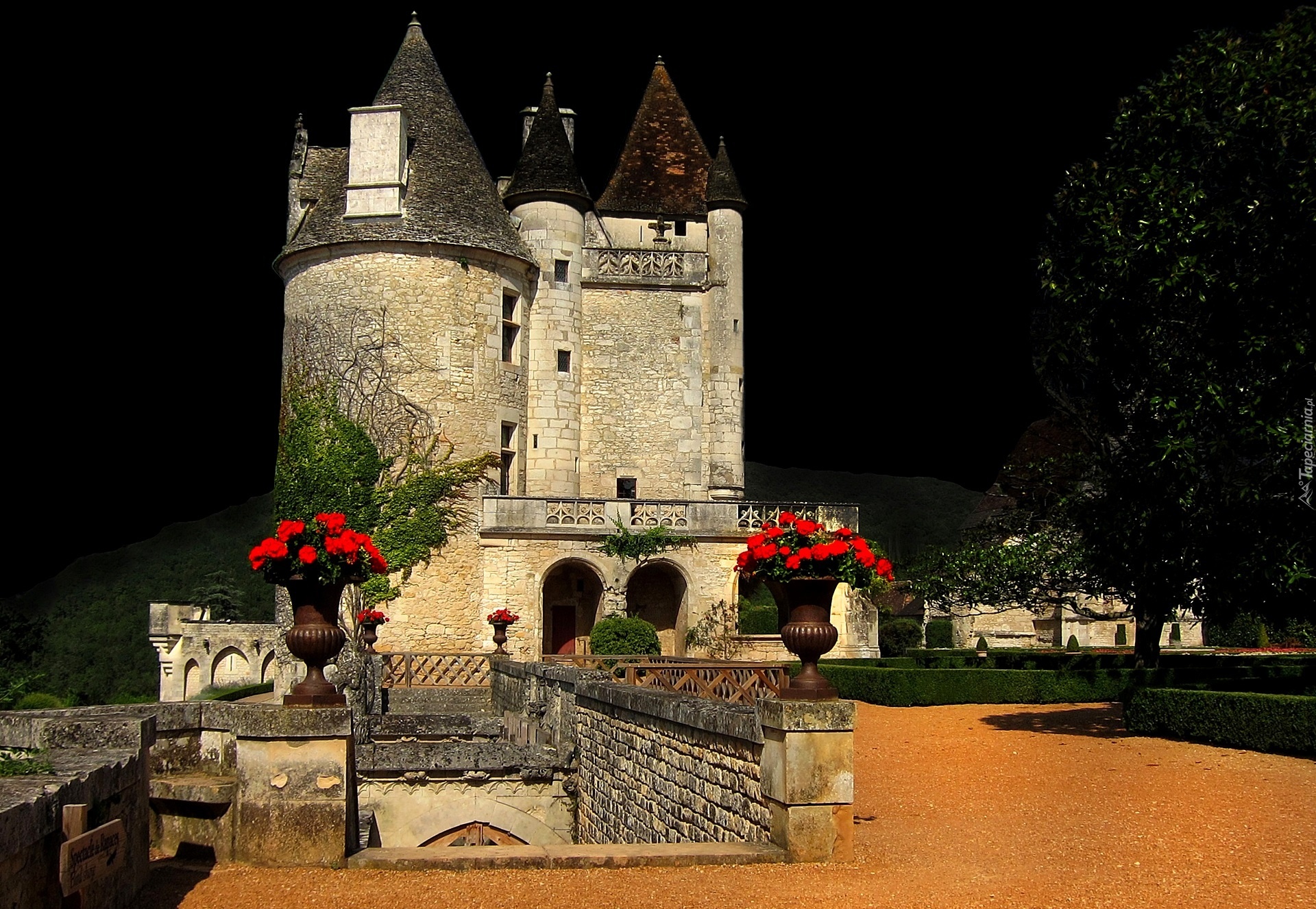 Oświetlony, Zamek Milandes, Francja