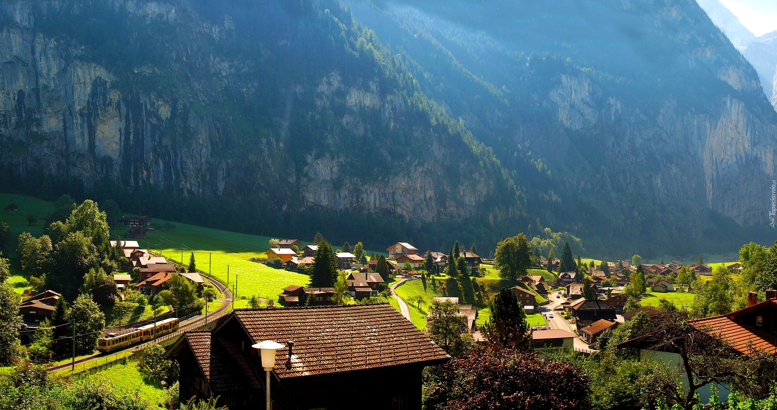 Lauterbrunnen, Switzerland бесплатно