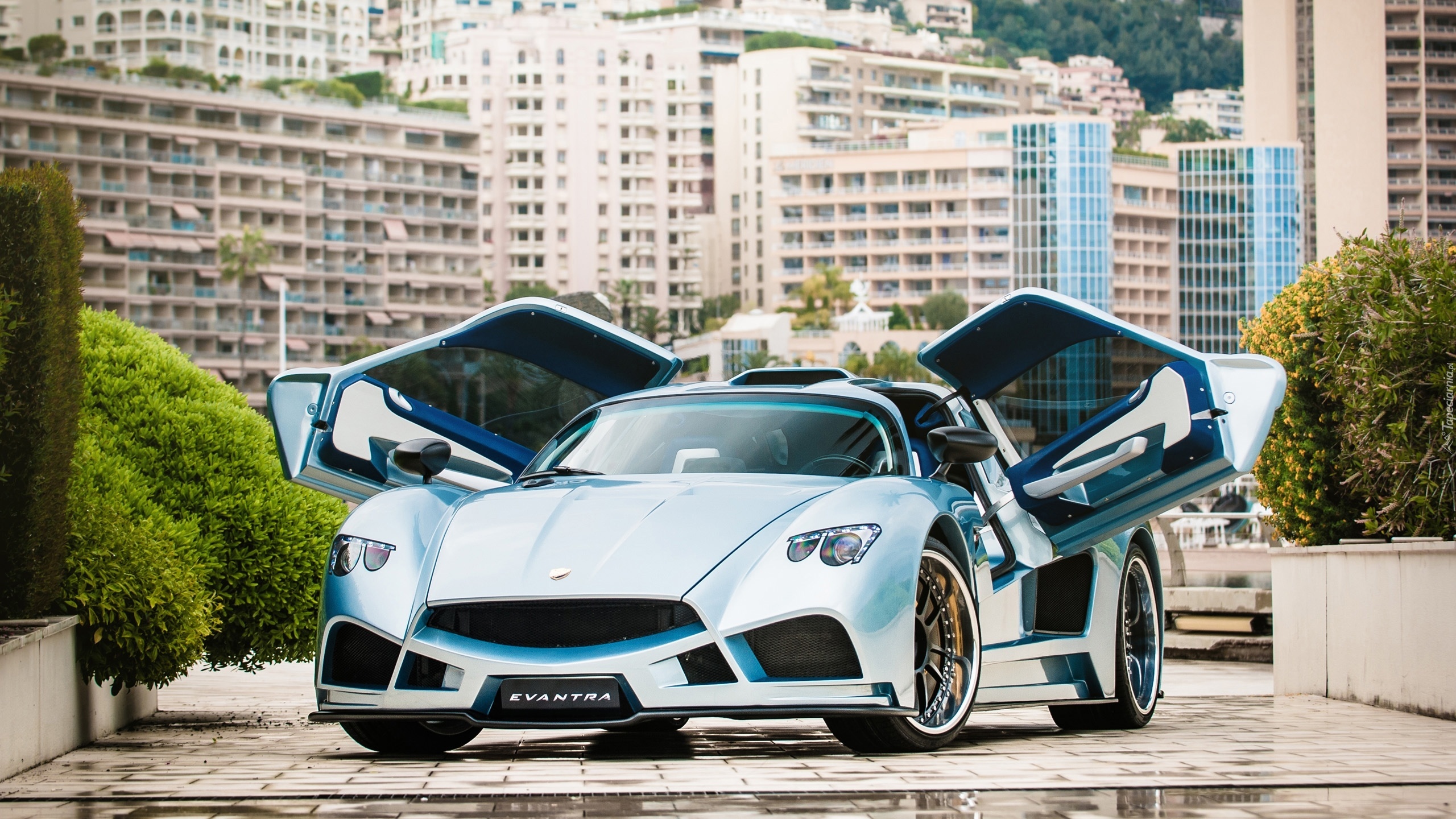 Mazzanti, Evantra, Miasto