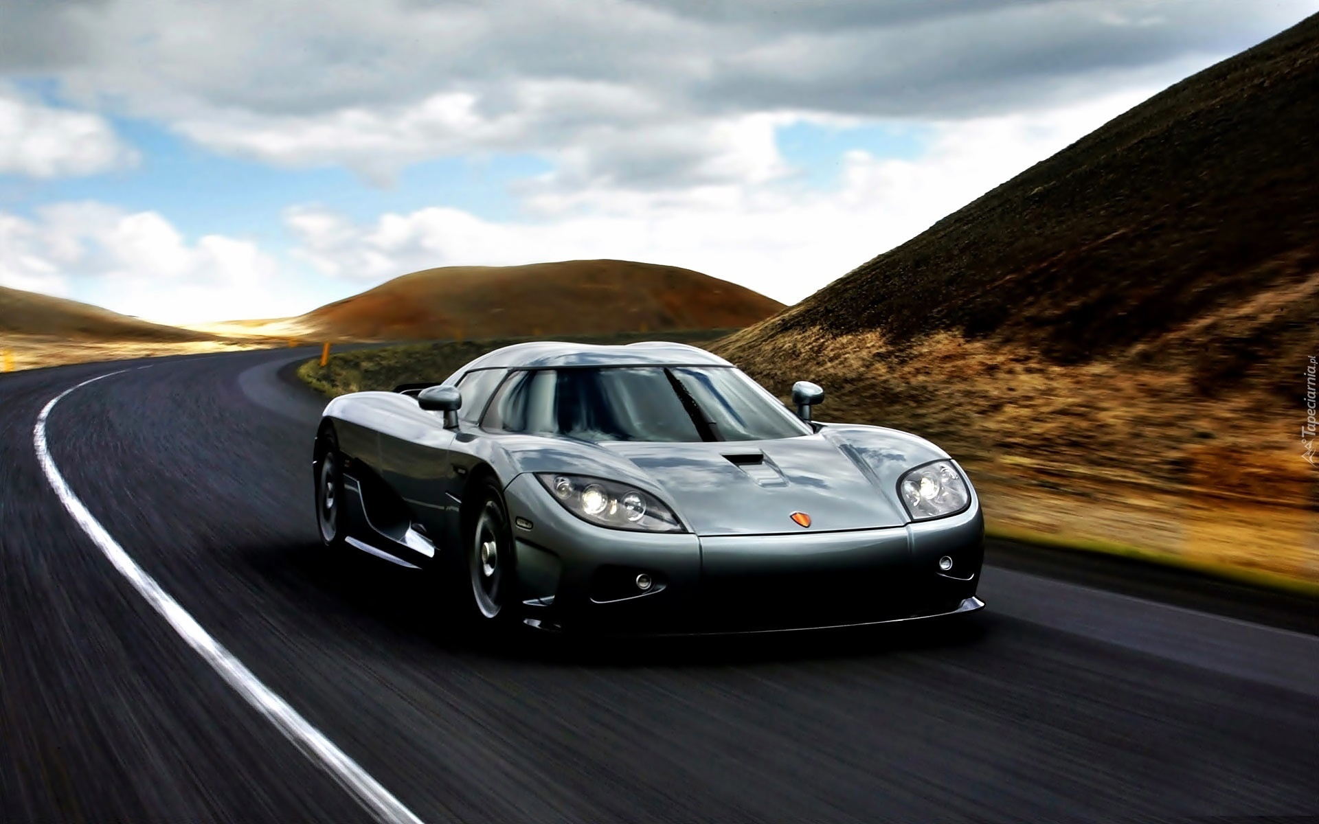 Koenigsegg, CCX, Droga