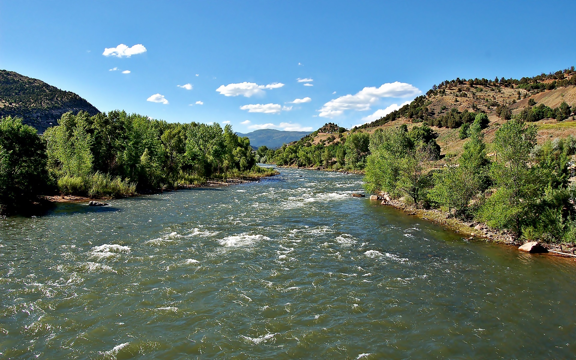 Rzeka, Kolorado, Wzgórza