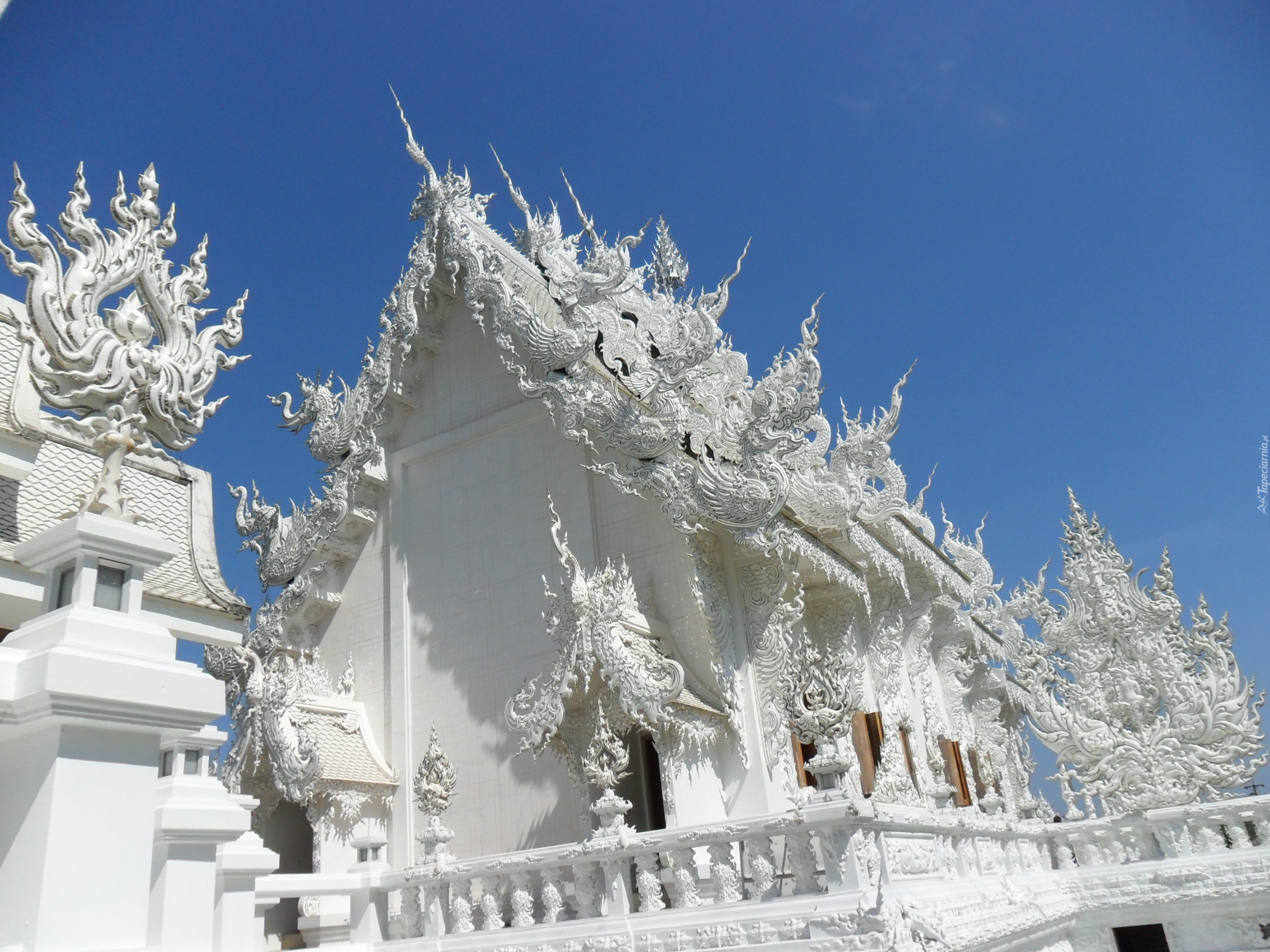 Świątynia Wat Rong Khun, Biała Świątynia, Miasto Chiang Rai, Tajlandia