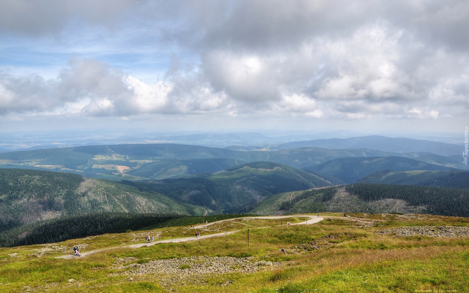 Góry Karkonosze, Widok ze Śnieżki