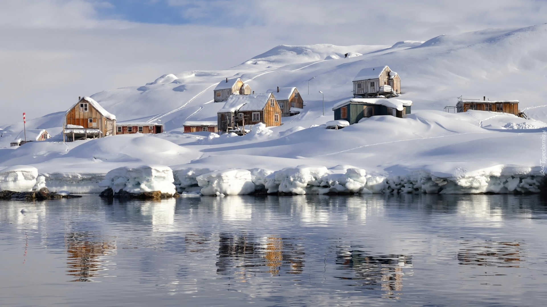 Grenlandia, Wioska, Domy, Góry, Morze, Śnieg, Odbicie