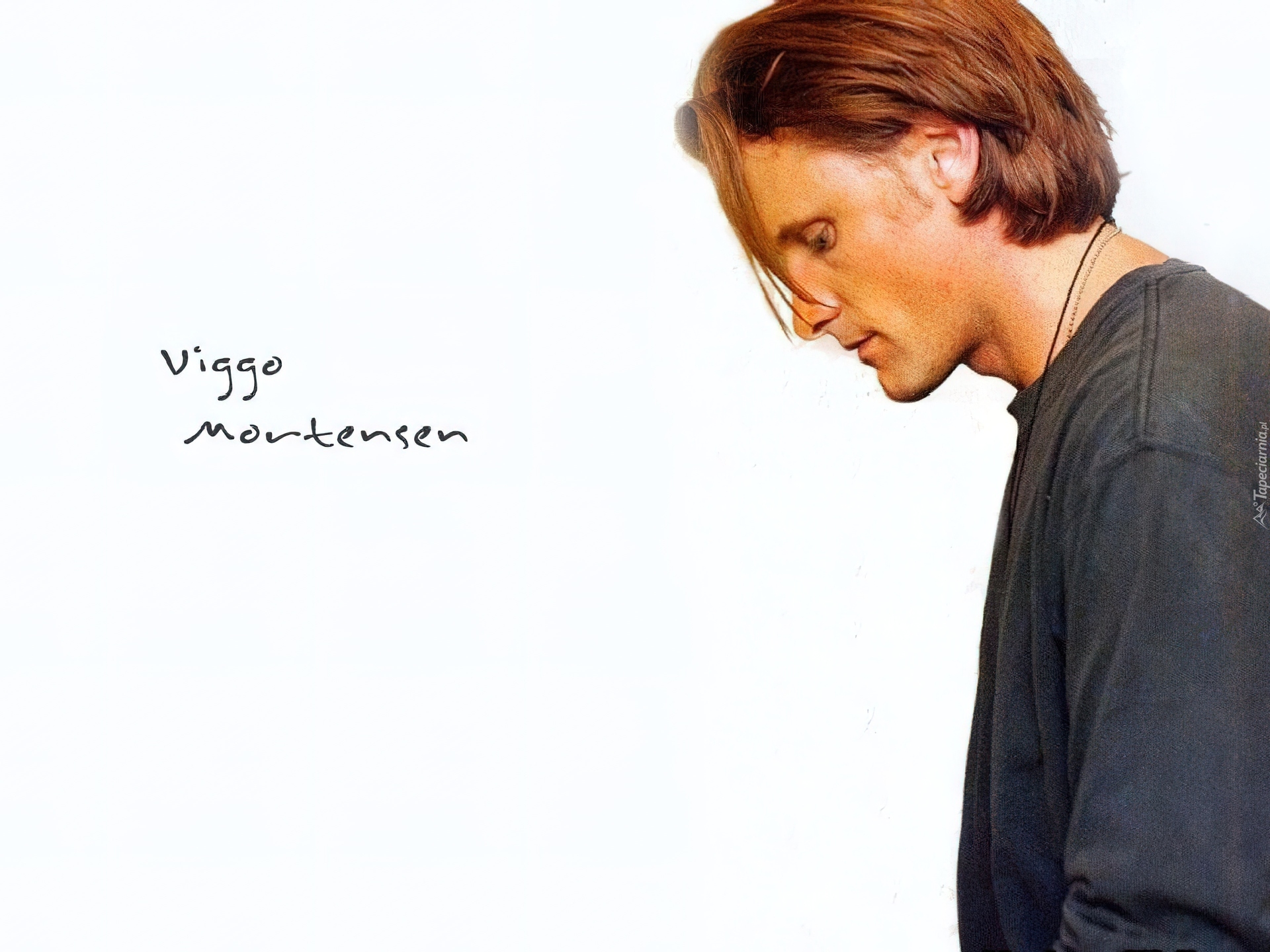 Viggo Mortensen,długie włosy
