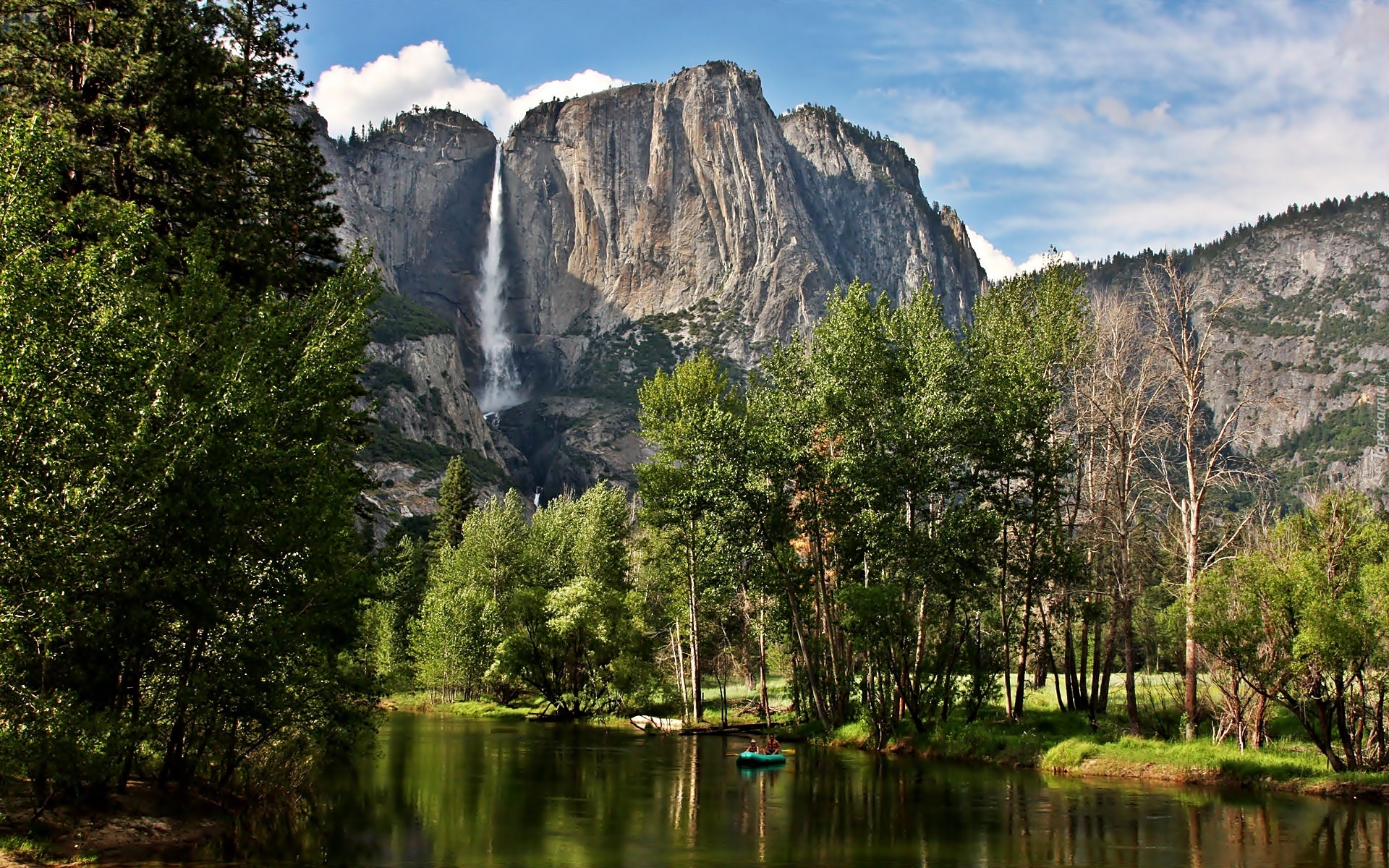 Stany Zjednoczone, Stan Kalifornia, Park Narodowy Yosemite, Góry, Lasy, Wodospad