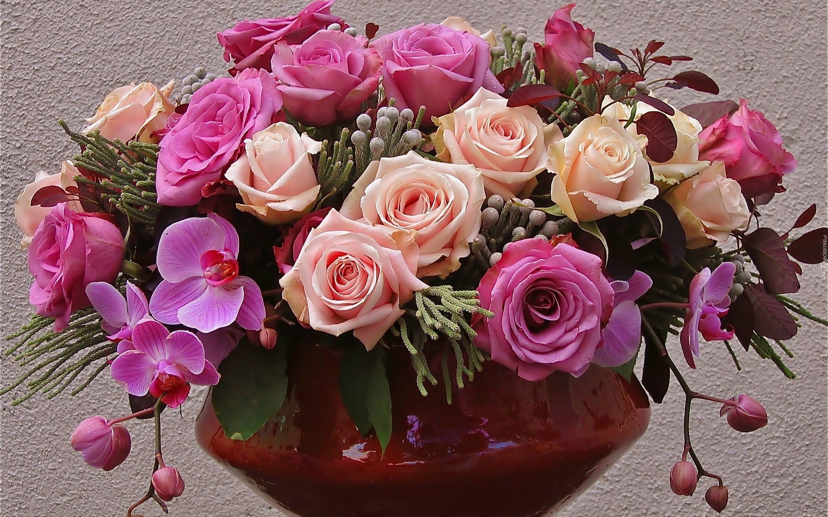 Замечательные розы. Красивый букет. Шикарный букет цветов. Красивейшие букеты. Шикарные цветы.