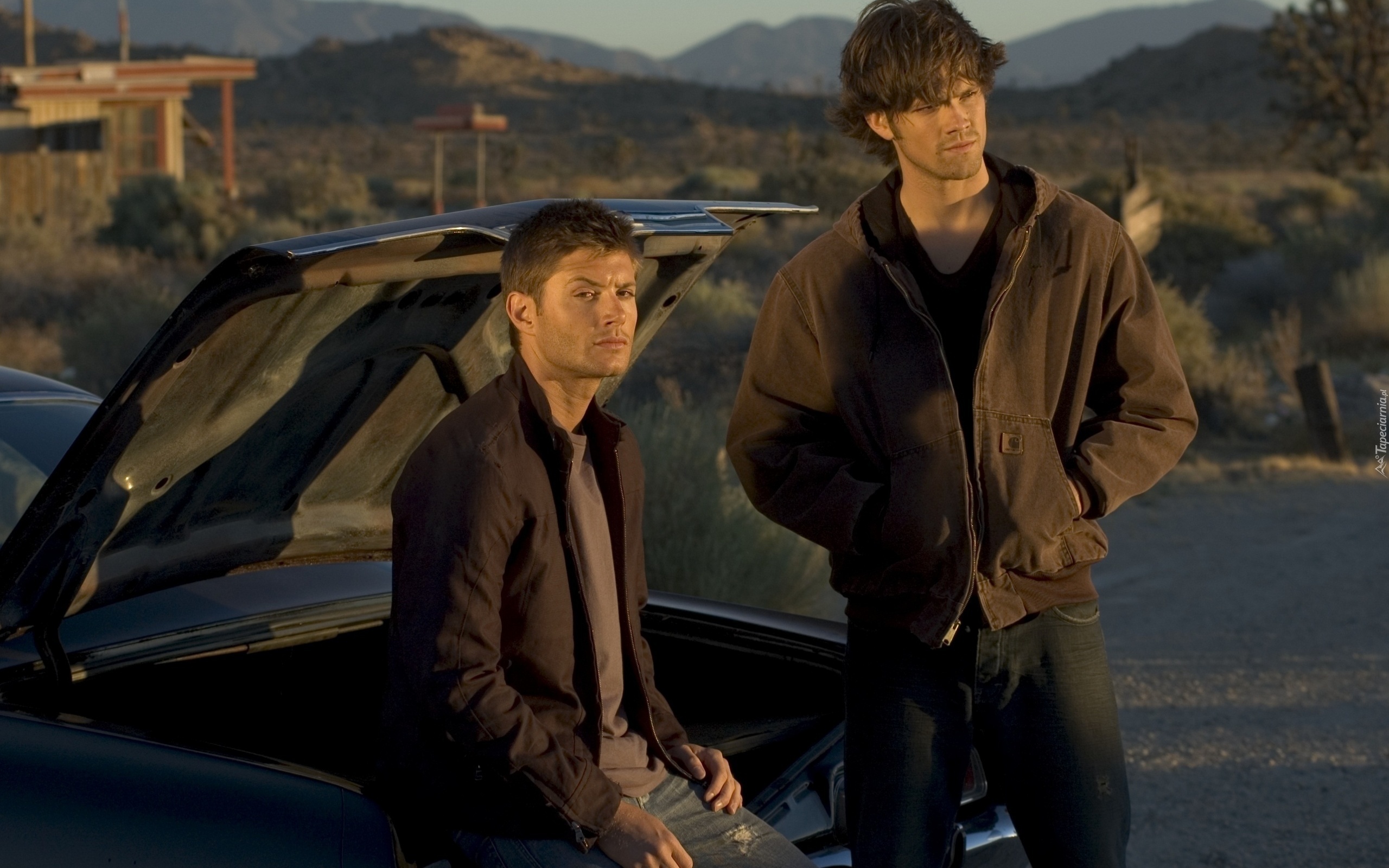 Serial, Supernatural, Nie z tego świata, Dean - Jensen Ackles, Sam - Jared Padalecki