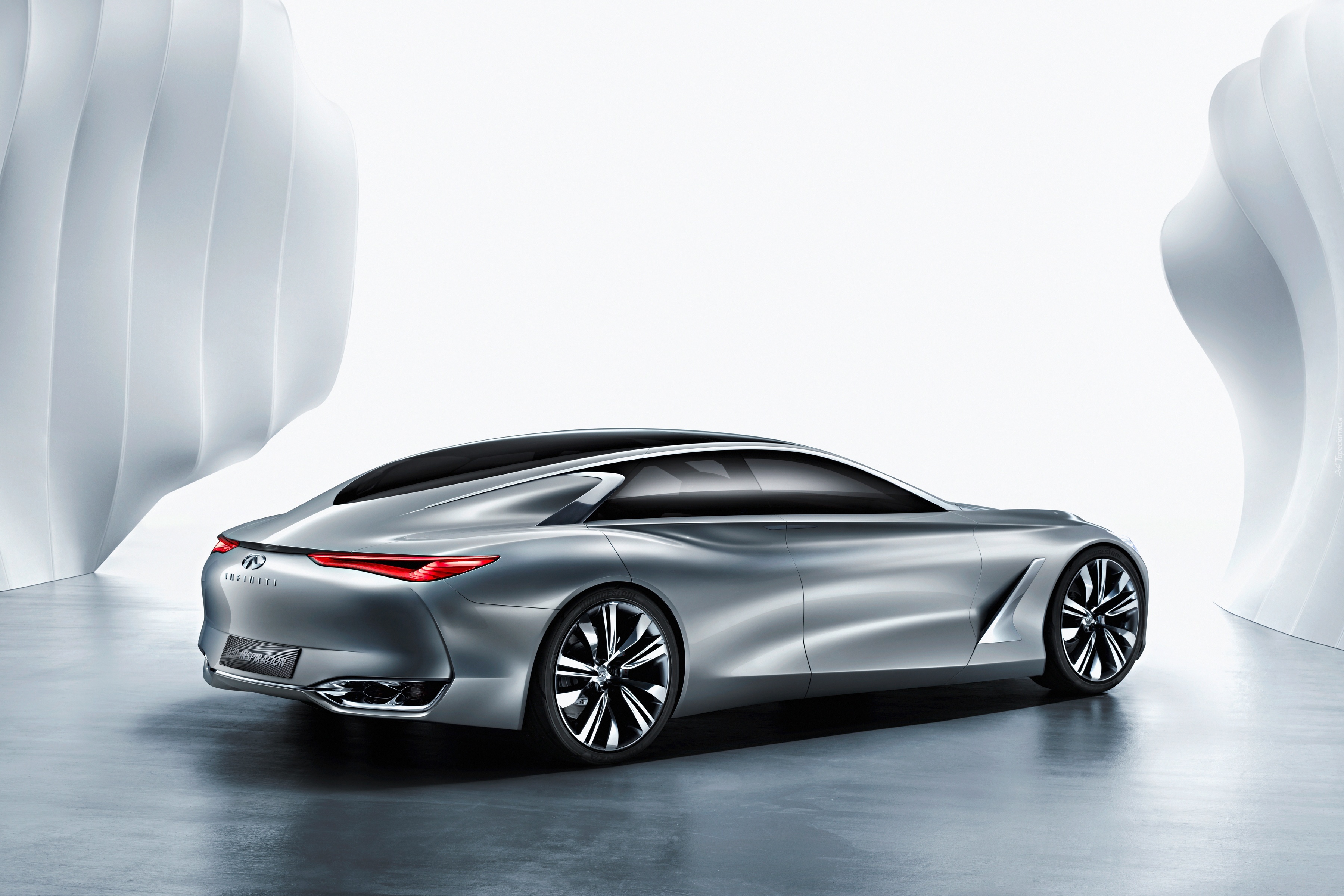 Infiniti Q80