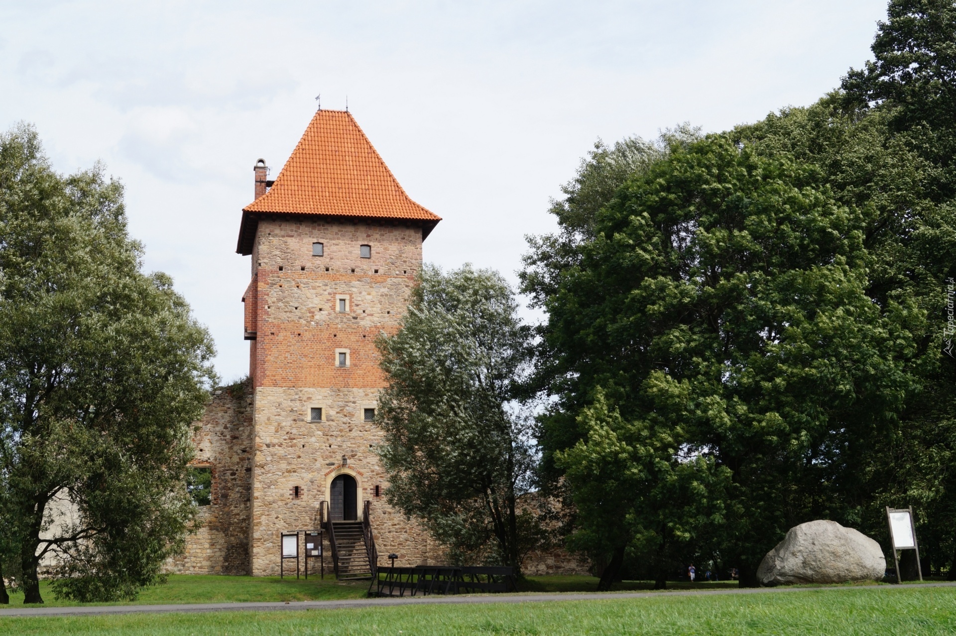 Zamek Chudów, Zamek w Chudowie, Polska, Ruiny