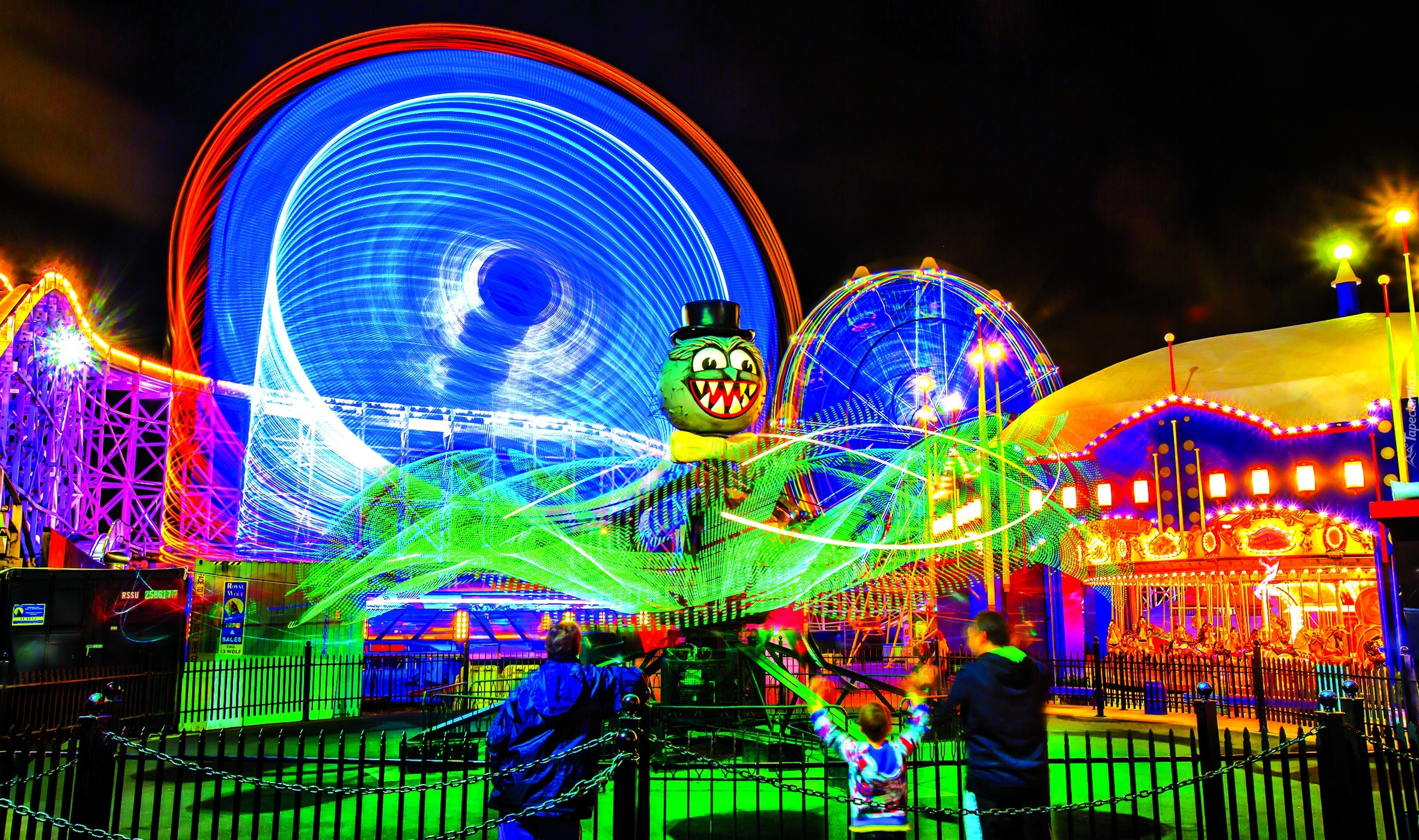 Luna Park, Kolorowe, Wesołe miasteczko