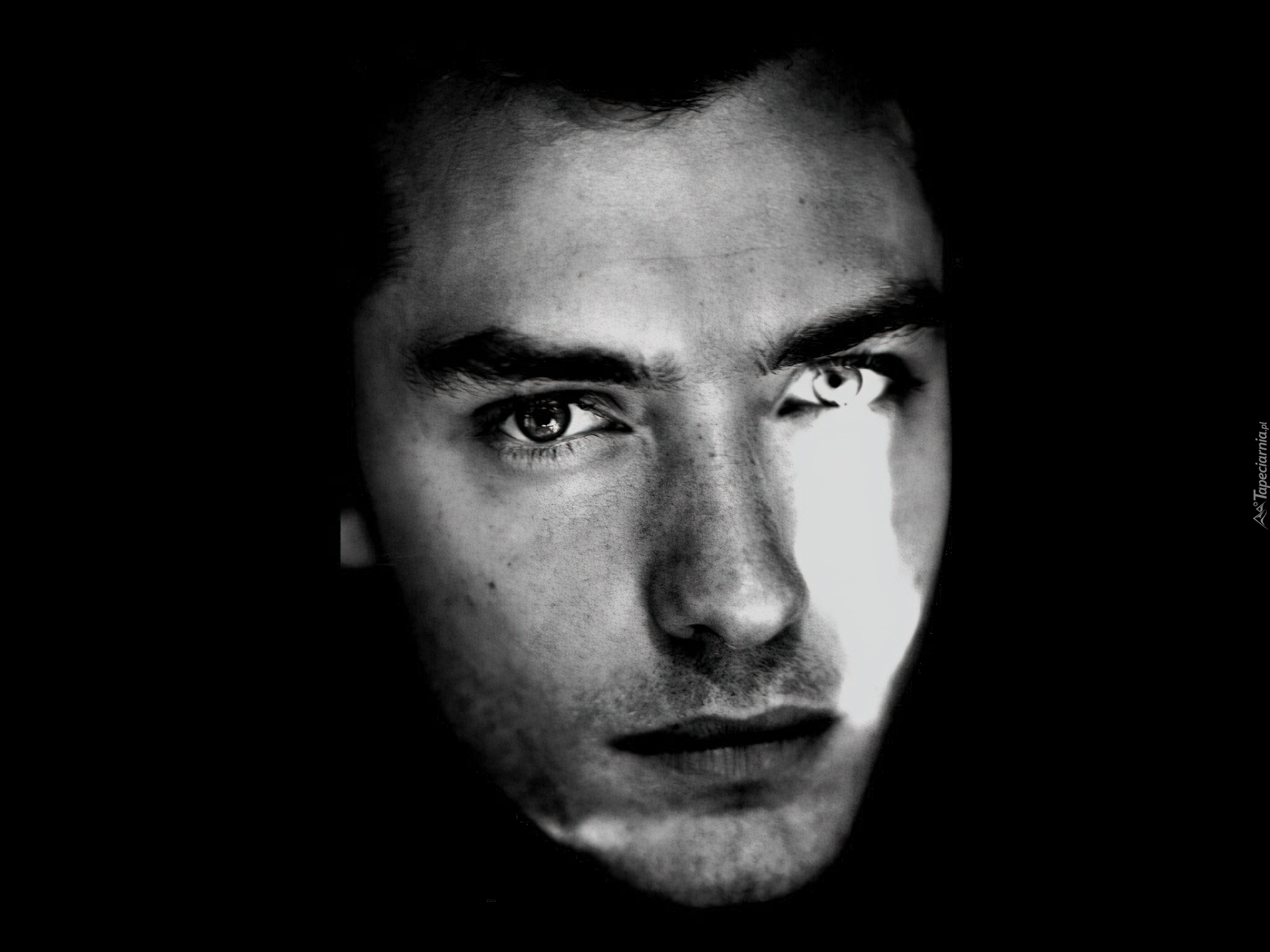 Jude Law,jasne oczy