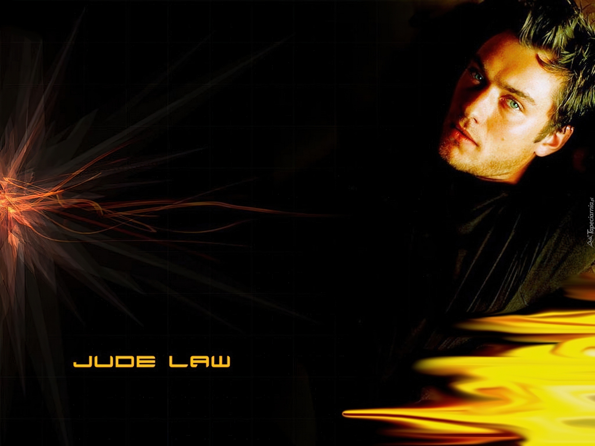Jude Law,niebieskie oczy, czarny strój